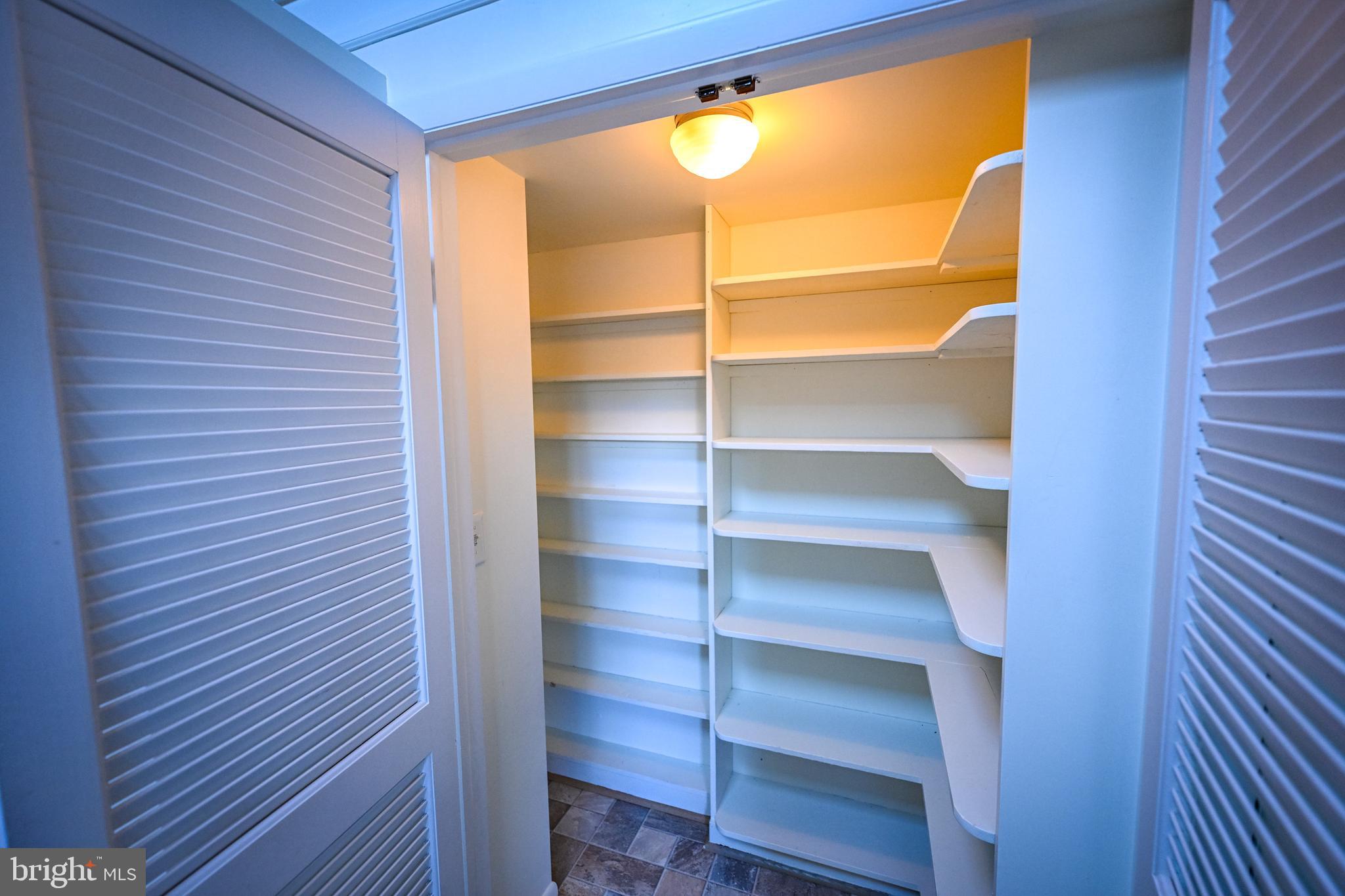 KINGSVILLE - Residential