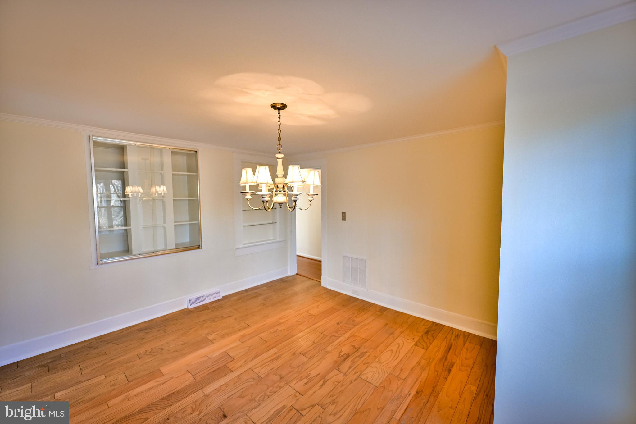 KINGSVILLE - Residential