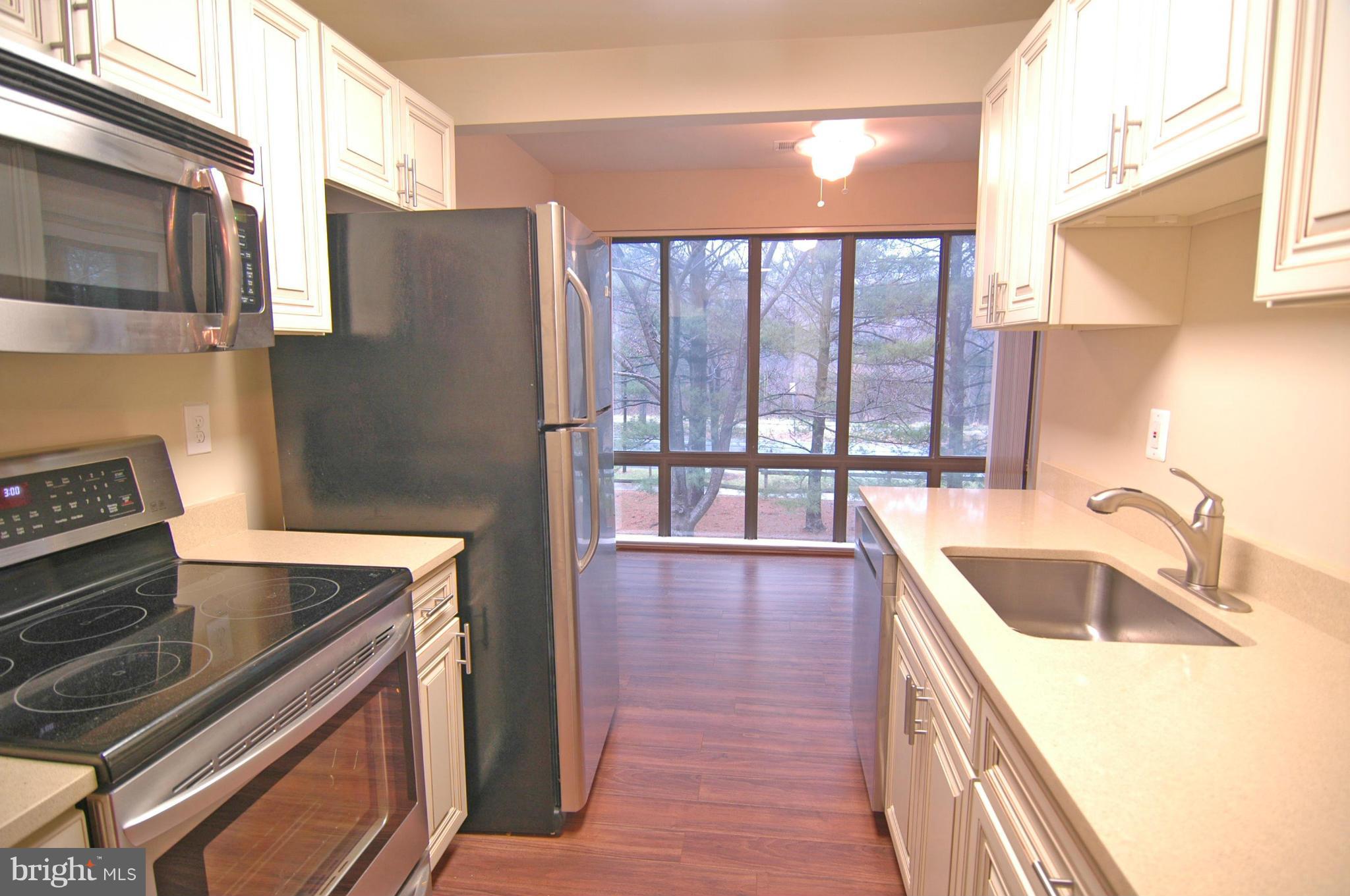 PARK OVERLOOK - Residential Lease