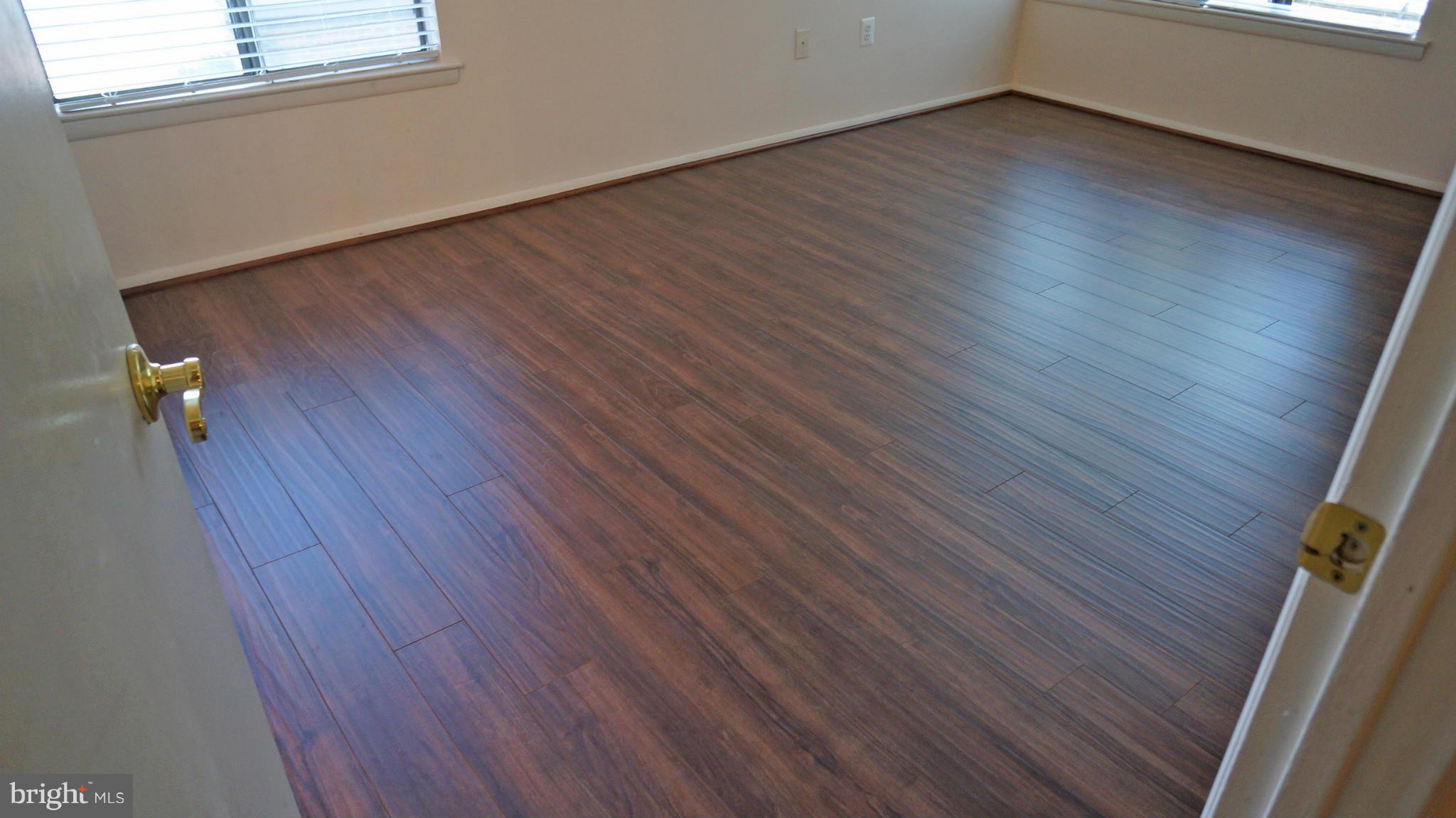 PARK OVERLOOK - Residential Lease