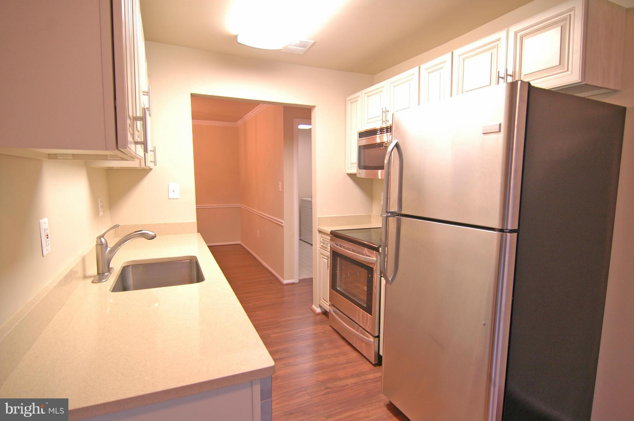 PARK OVERLOOK - Residential Lease