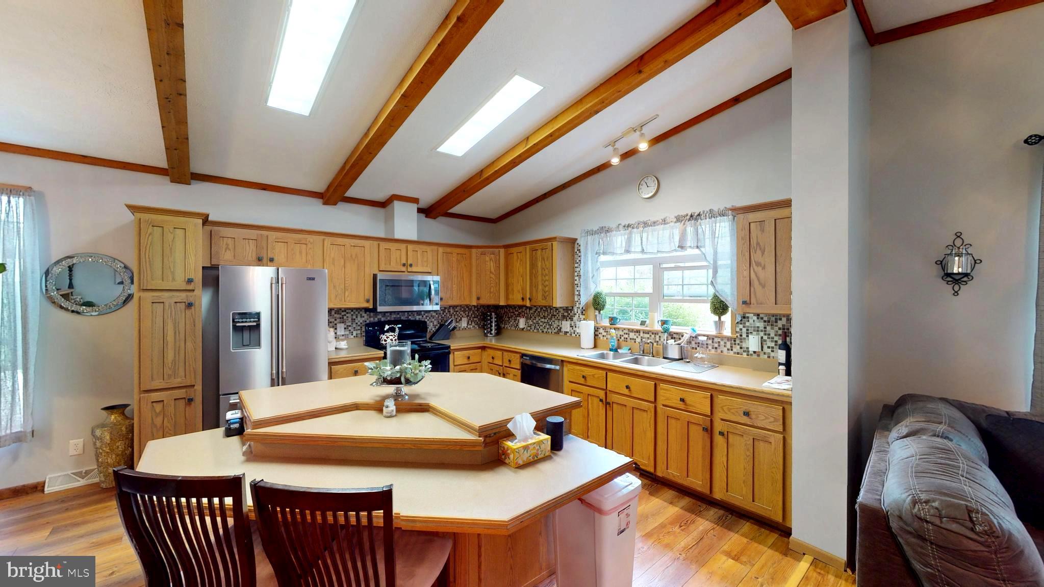 HIGH POINT - Residential