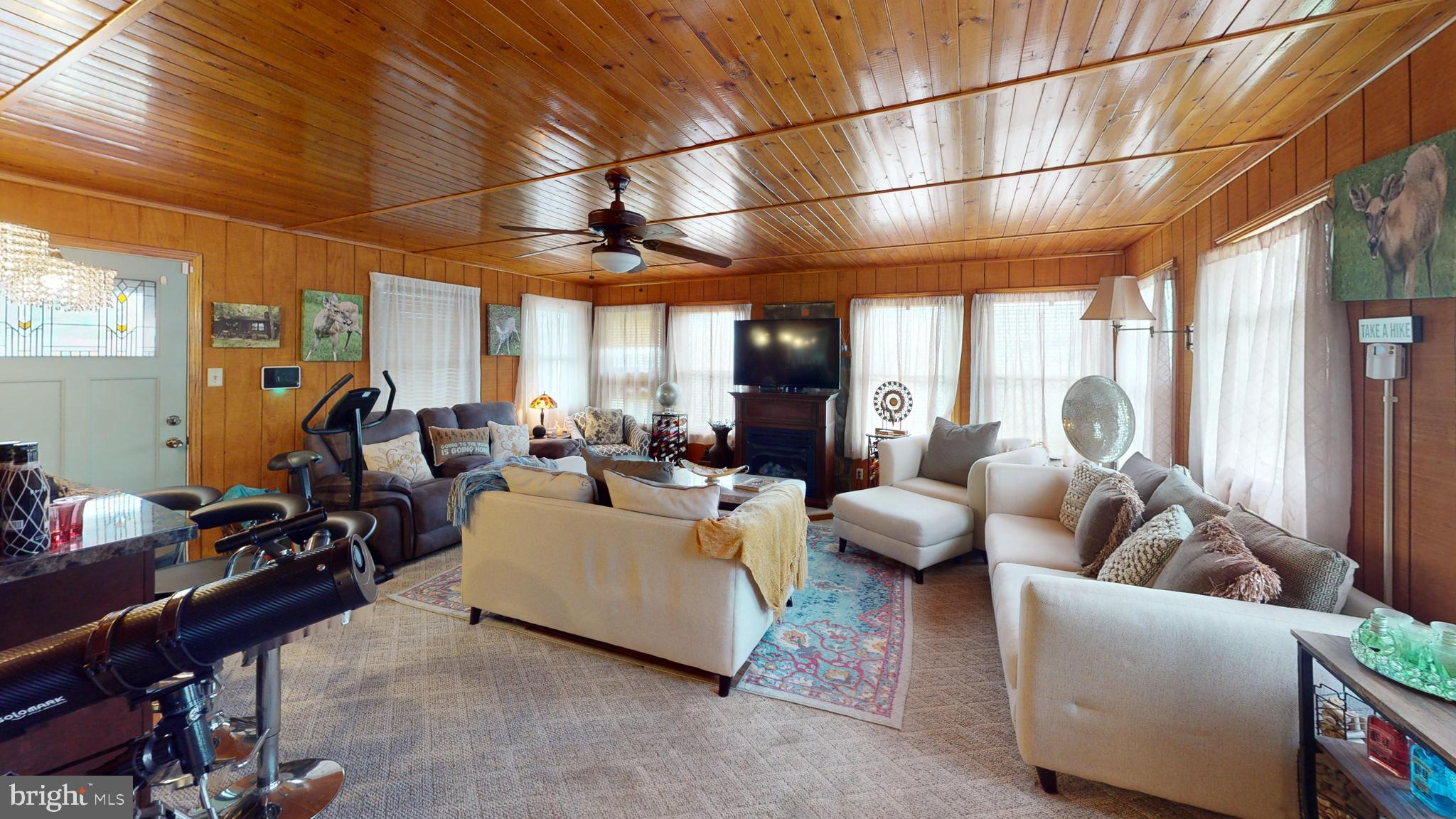 HIGH POINT - Residential