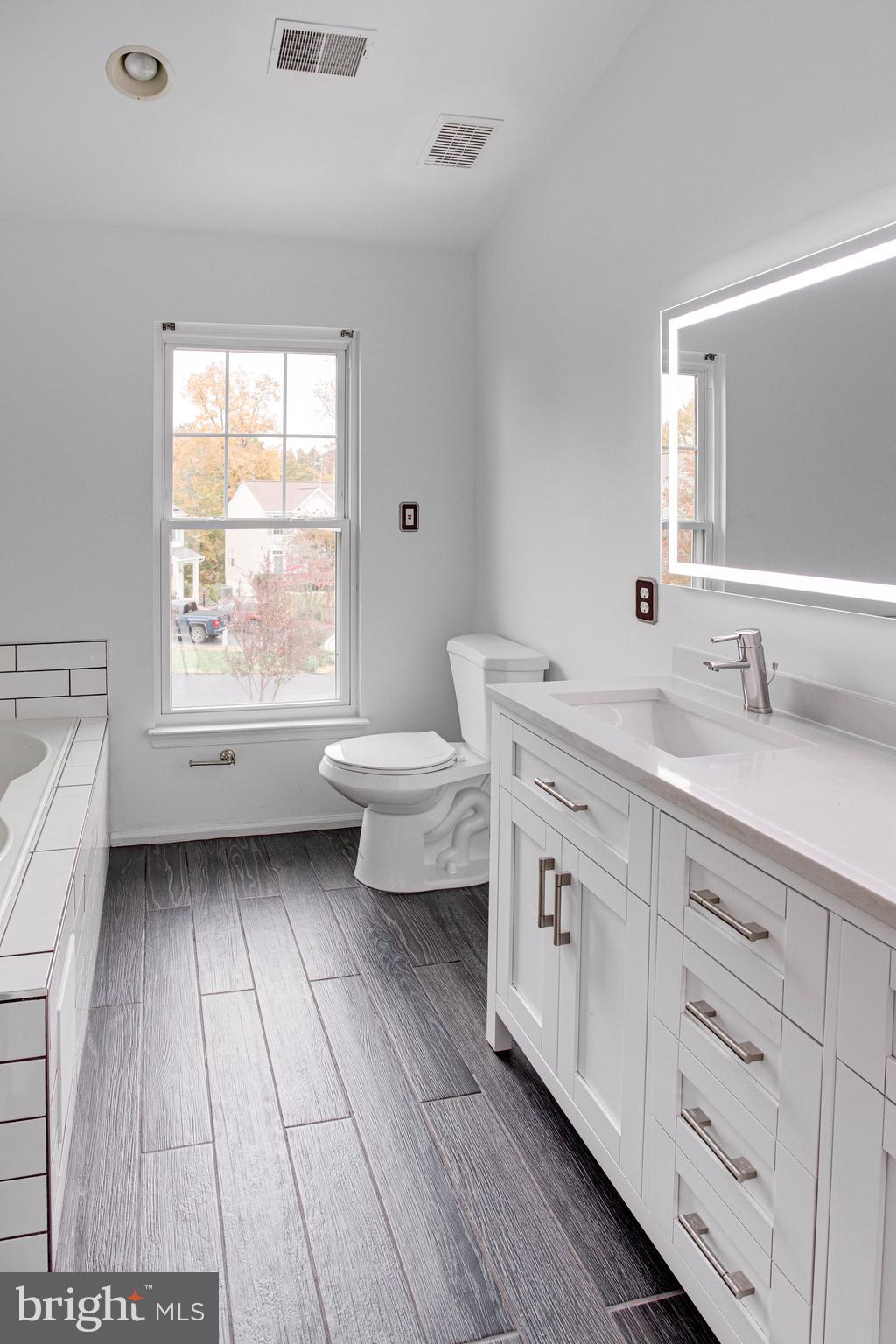 SOUTHLAKE AT MONTCLAIR - Residential