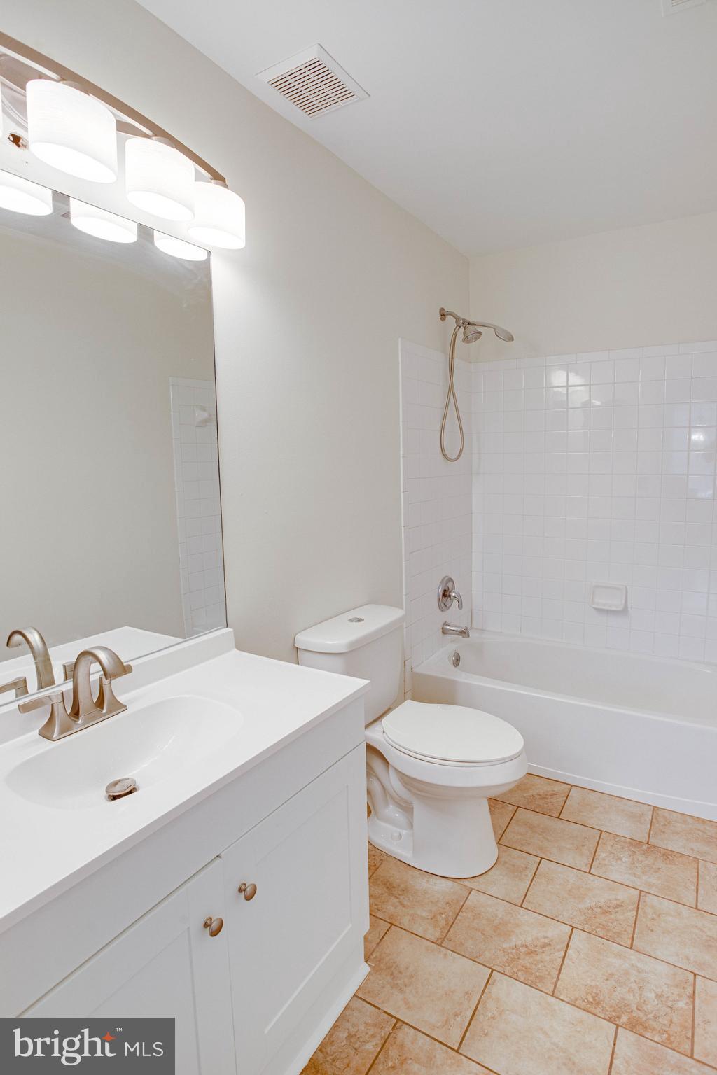 SOUTHLAKE AT MONTCLAIR - Residential