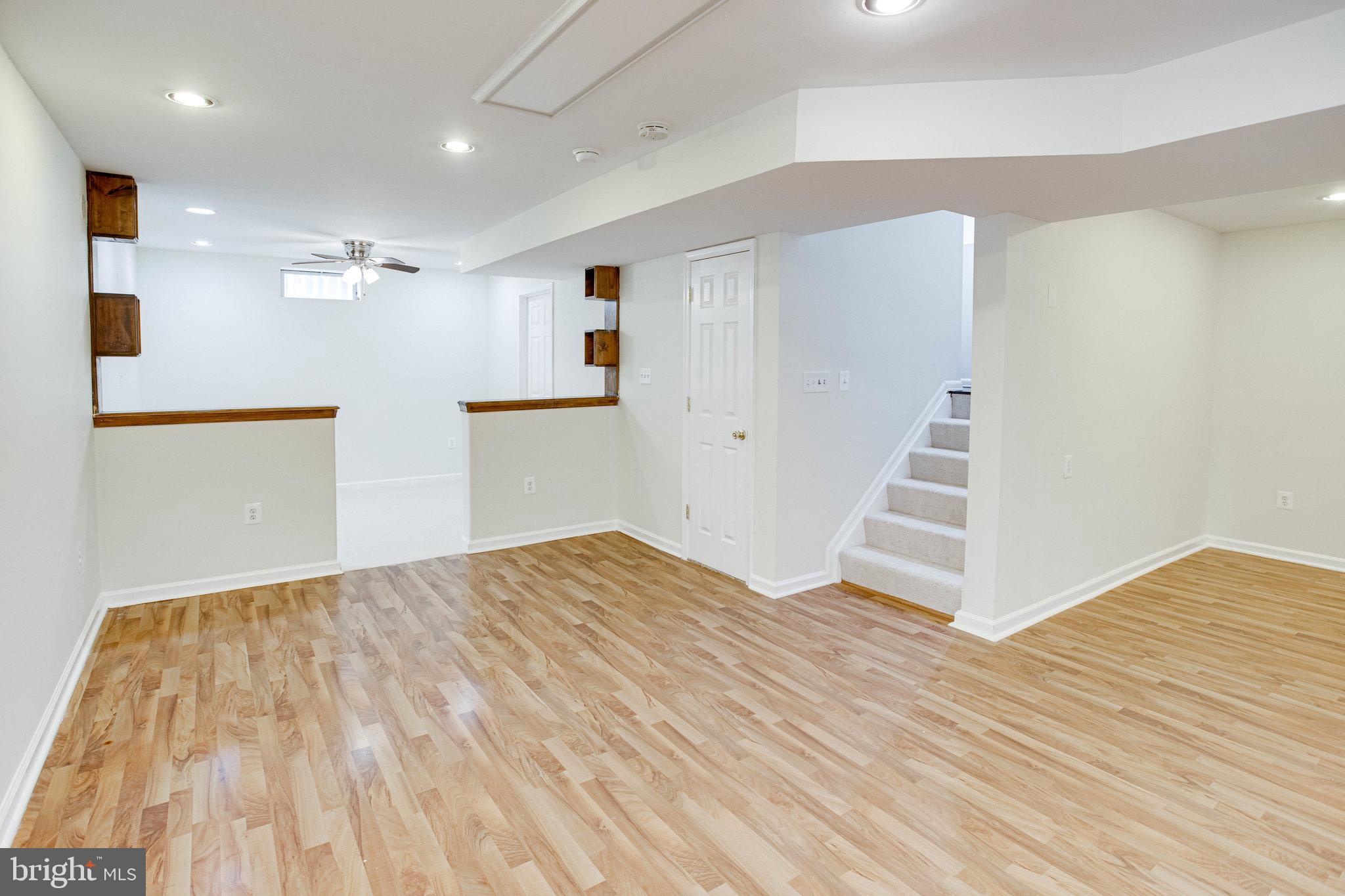 SOUTHLAKE AT MONTCLAIR - Residential