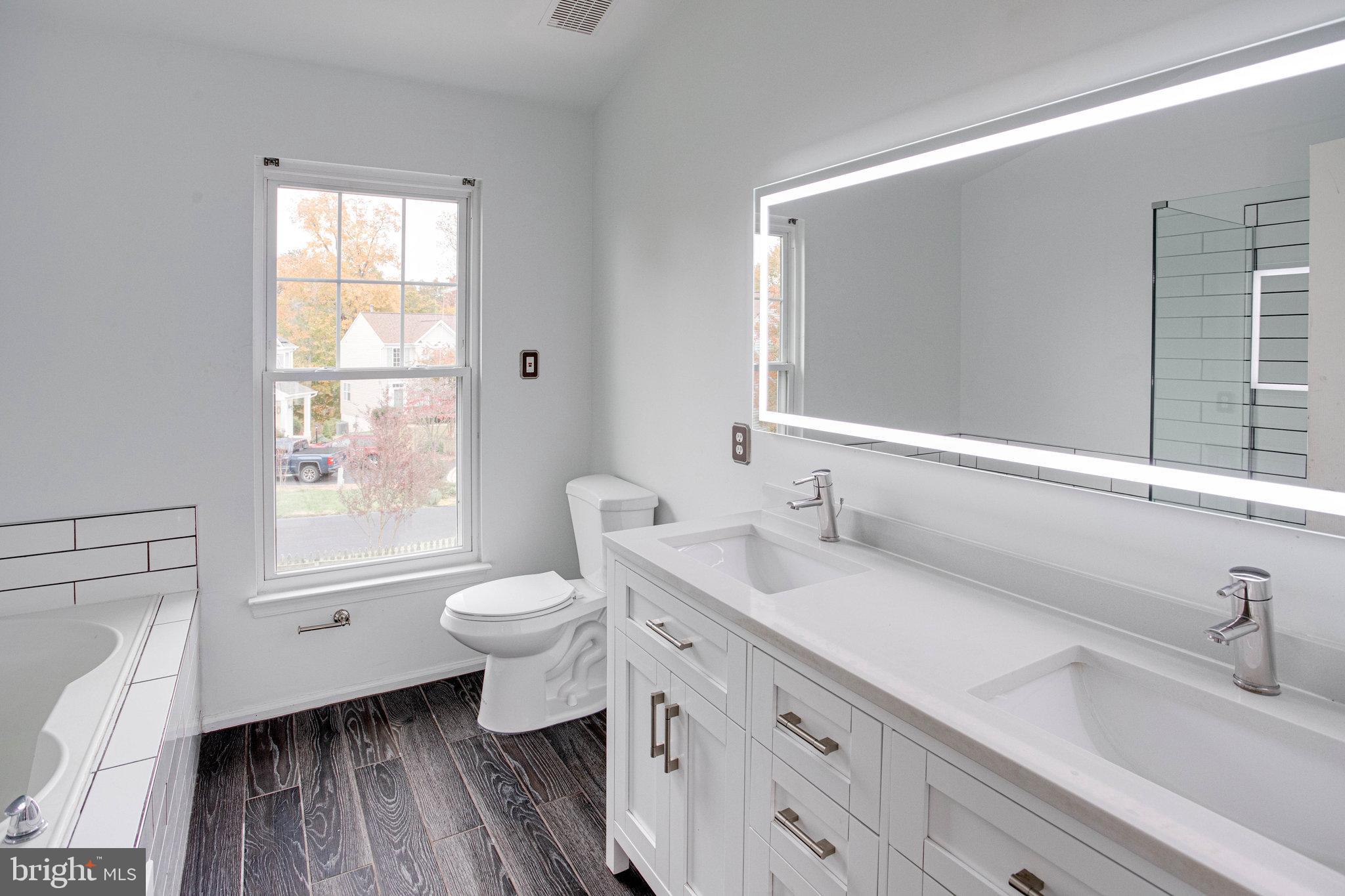 SOUTHLAKE AT MONTCLAIR - Residential