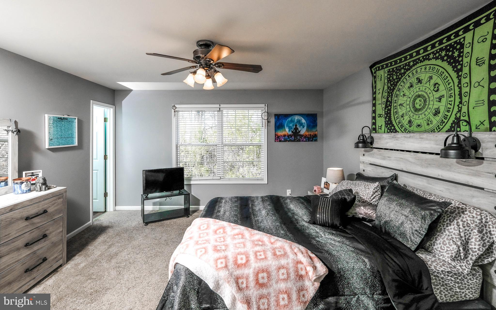 BUNKER HILL TOWNHOMES - Residential