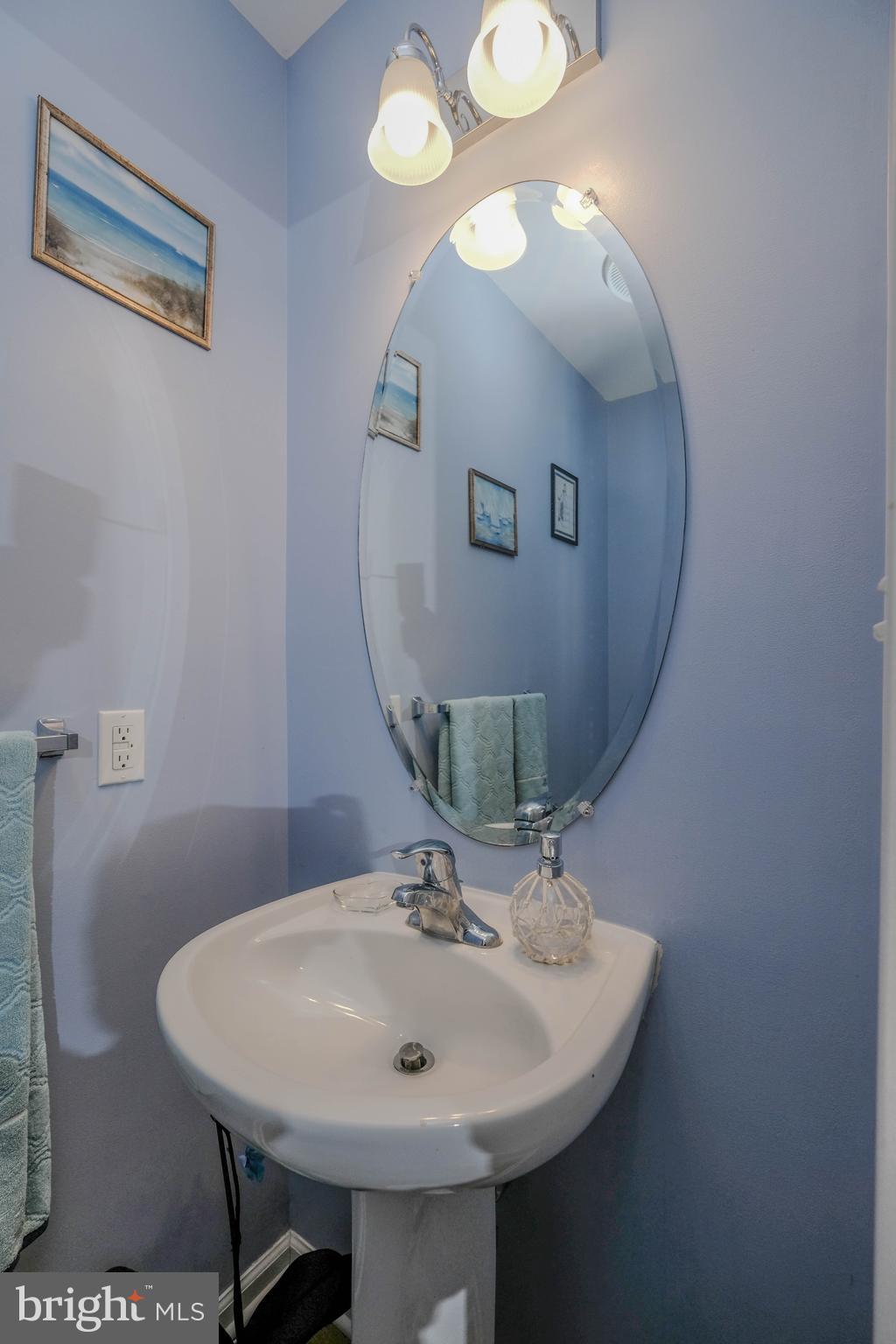 BUNKER HILL TOWNHOMES - Residential