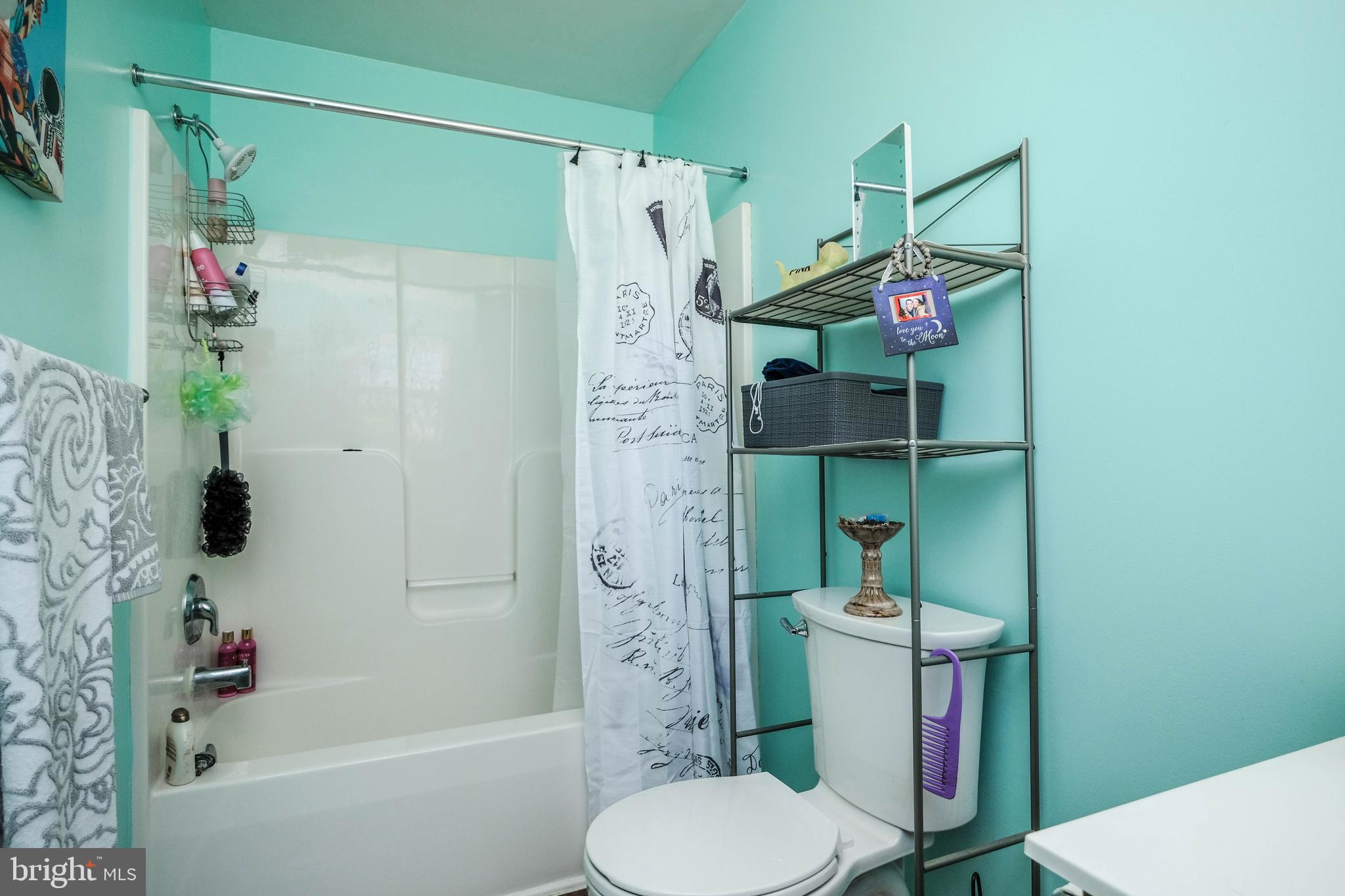 BUNKER HILL TOWNHOMES - Residential