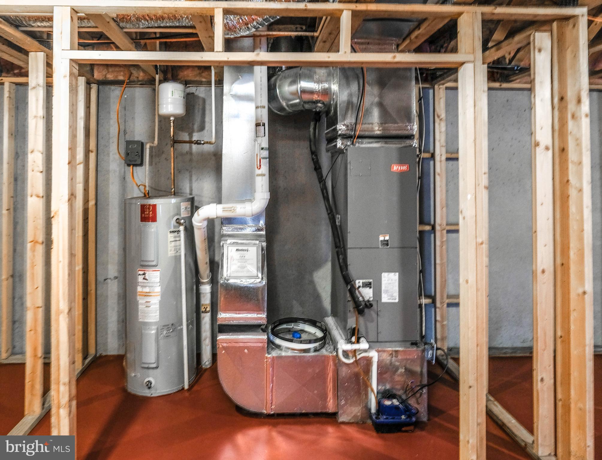 BUNKER HILL TOWNHOMES - Residential