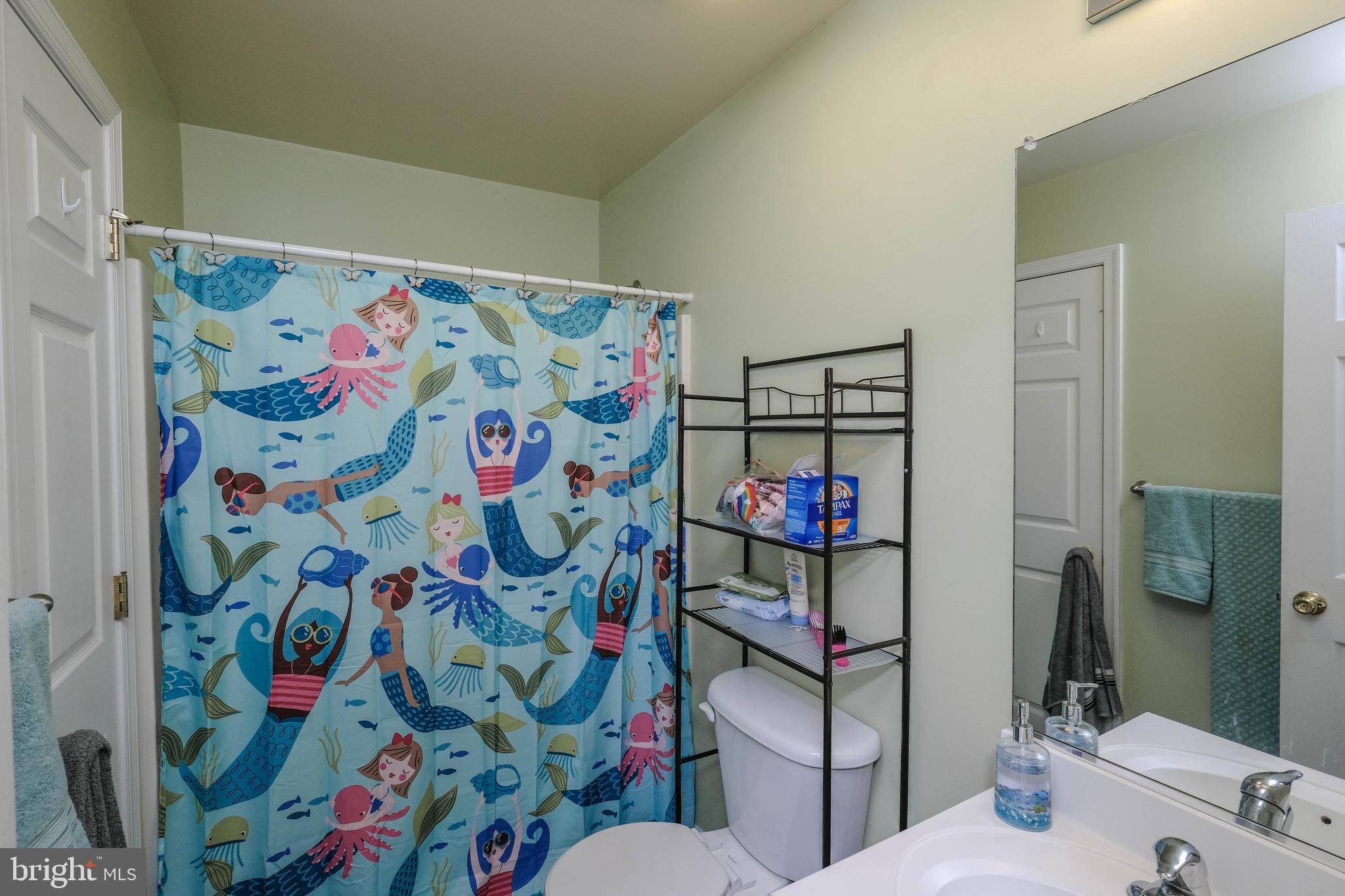 BUNKER HILL TOWNHOMES - Residential