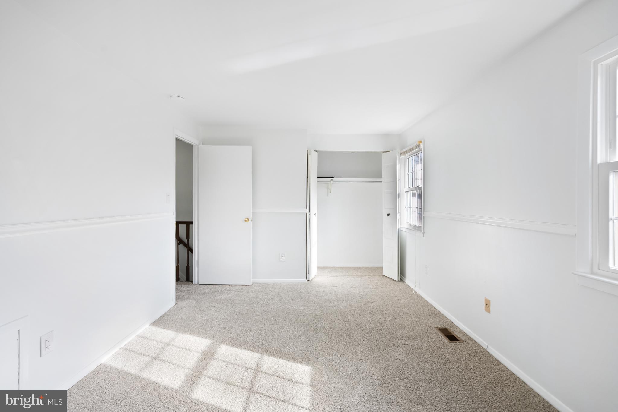 CROFTON SQUARE - Residential Lease