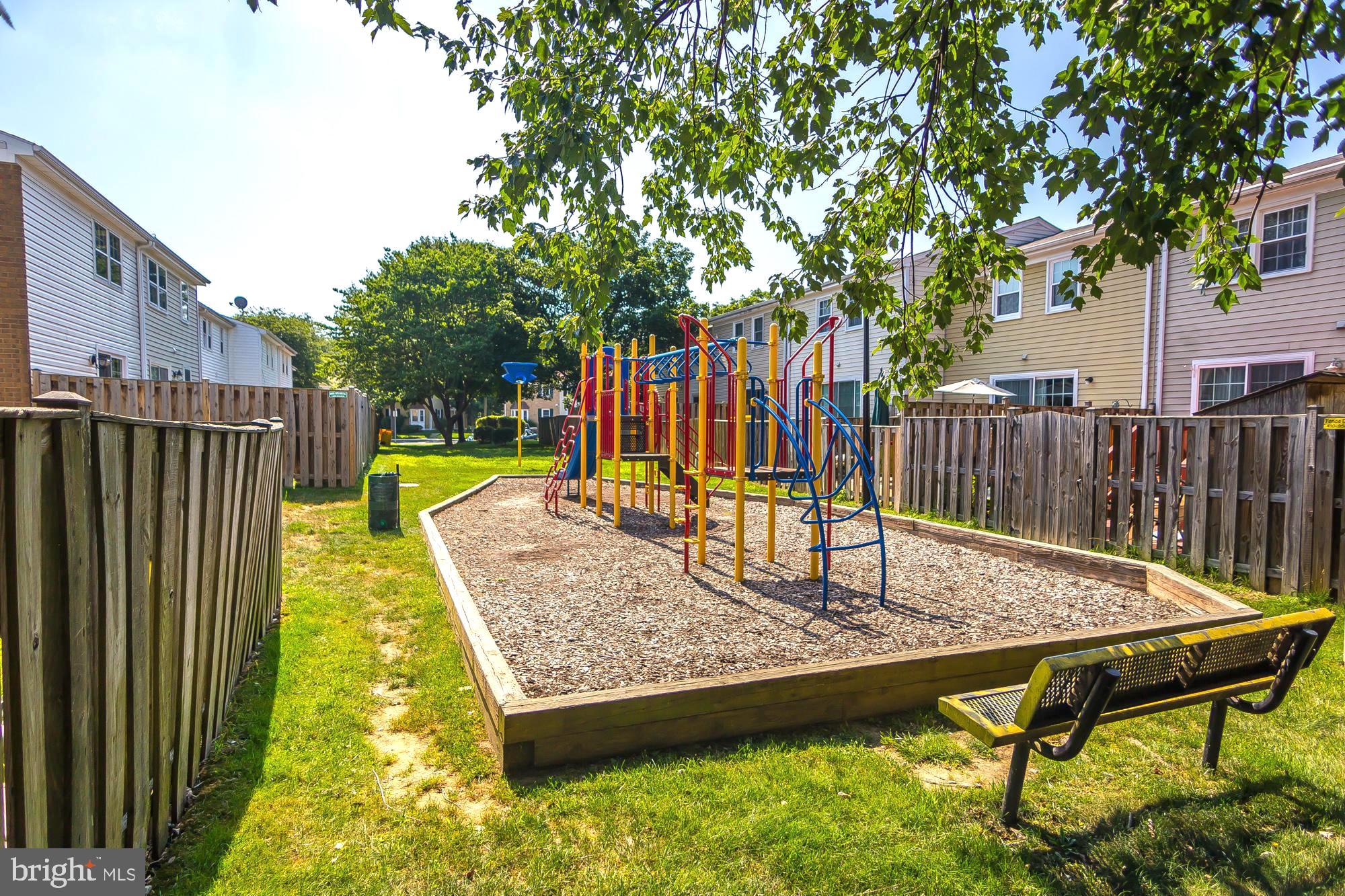 CROFTON SQUARE - Residential Lease