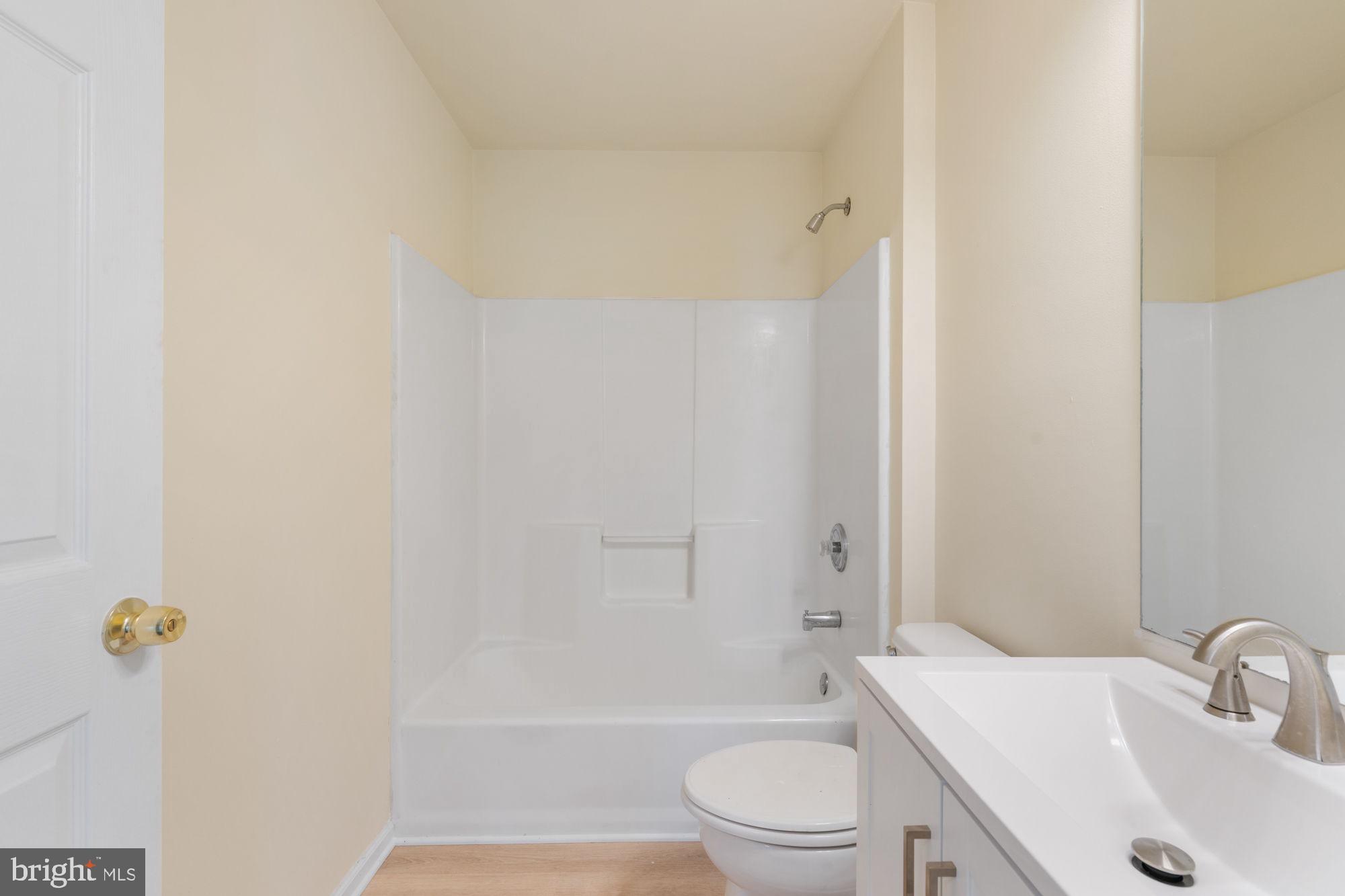 MEADOWBROOK - Residential