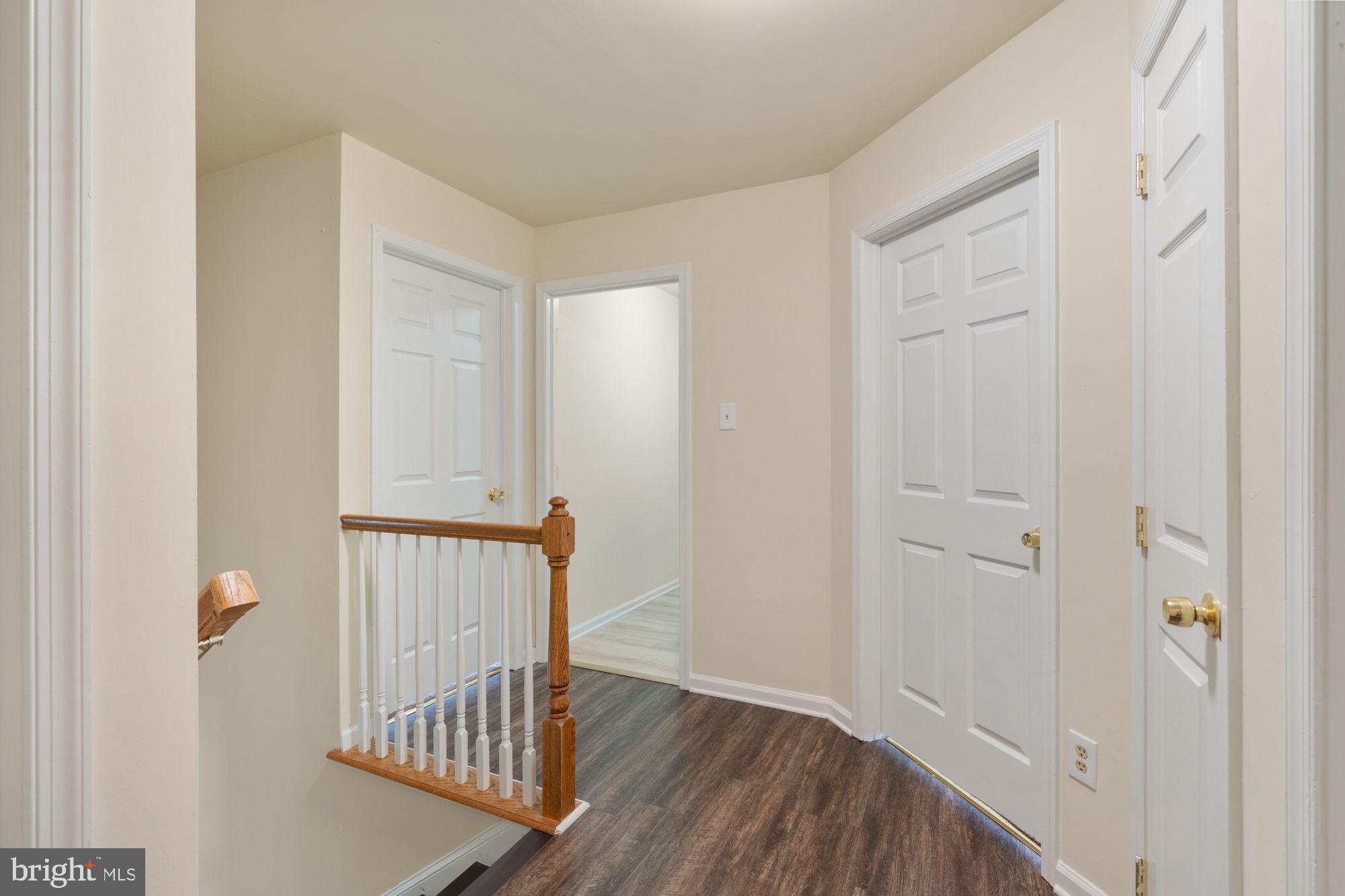 MEADOWBROOK - Residential