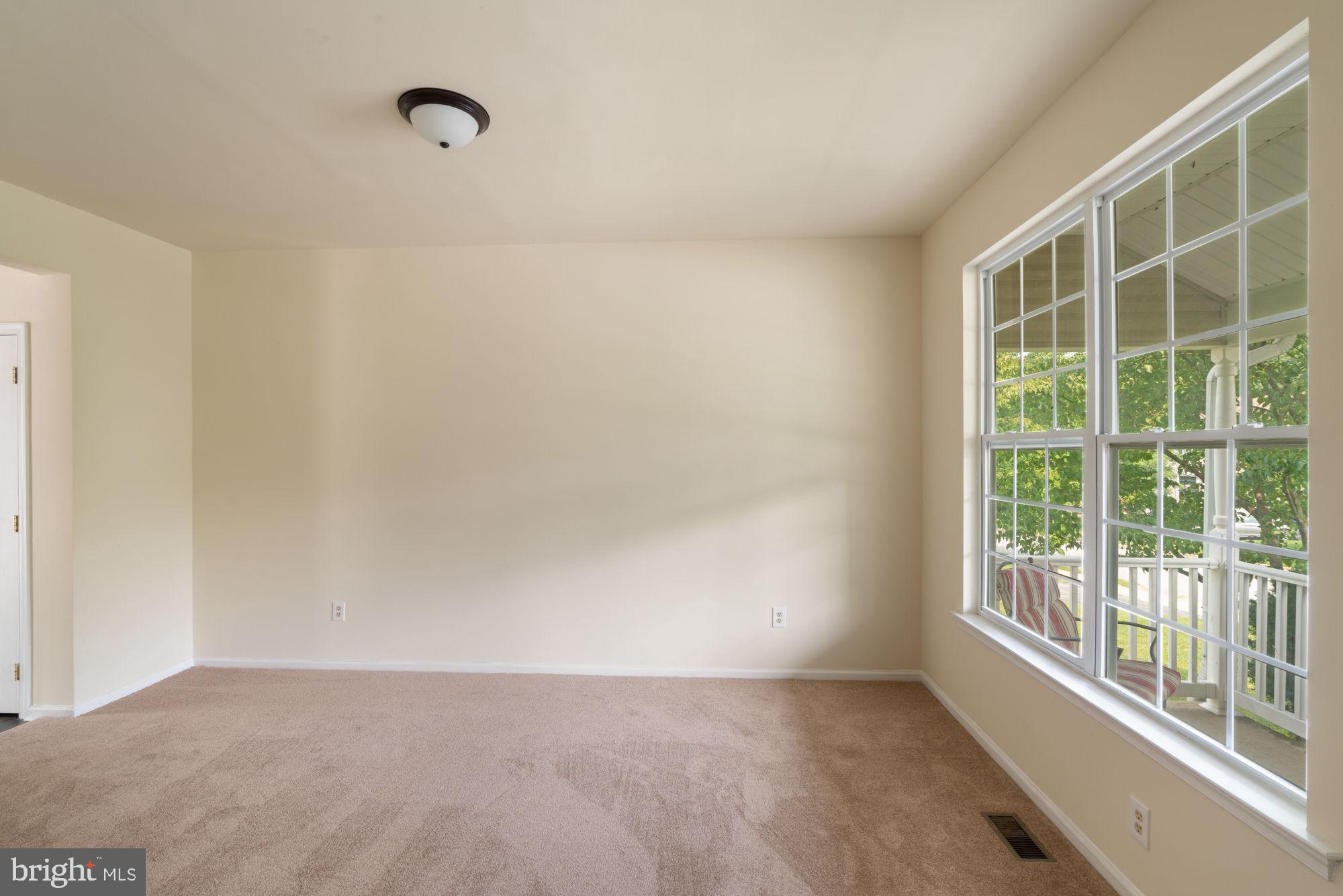 MEADOWBROOK - Residential