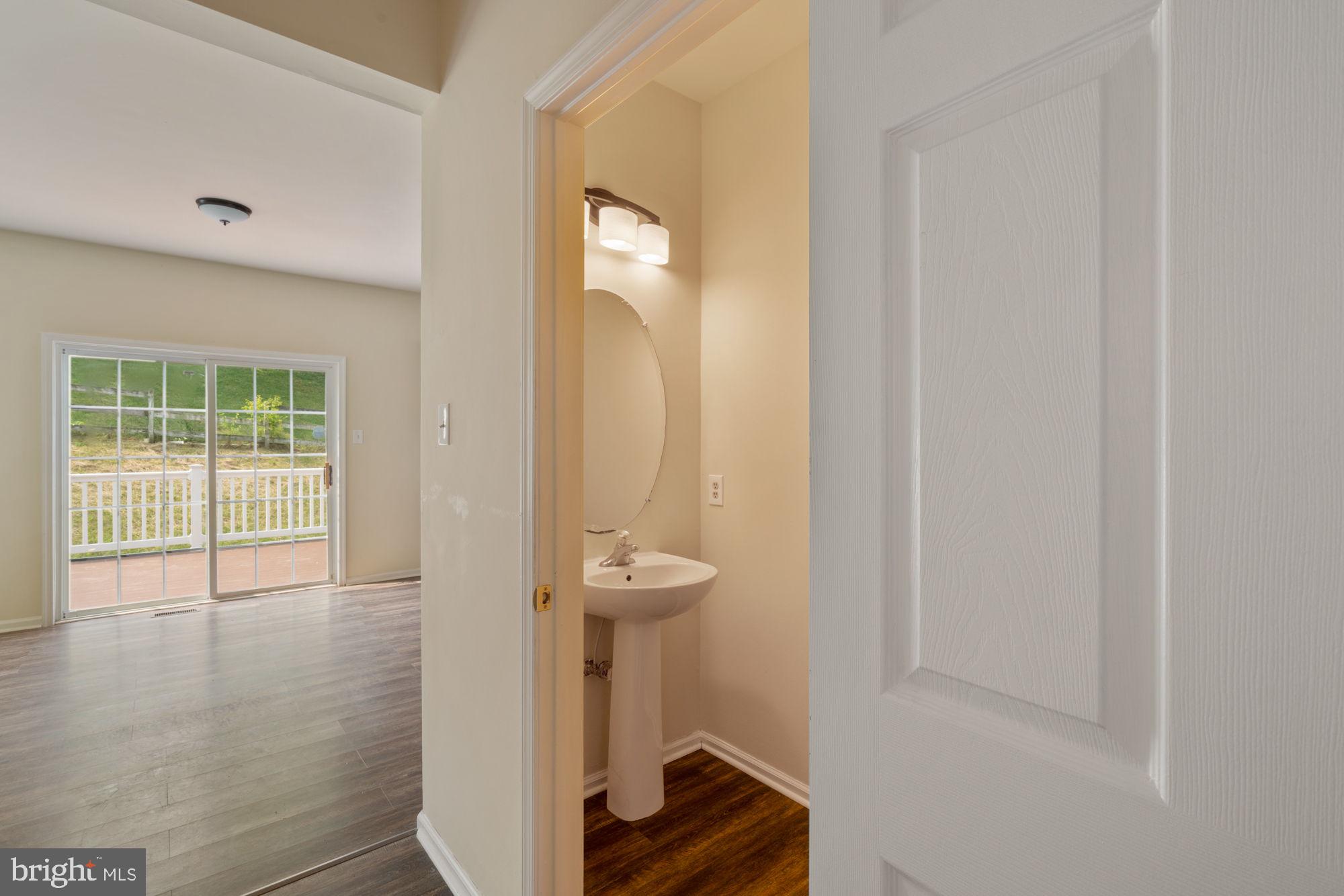 MEADOWBROOK - Residential