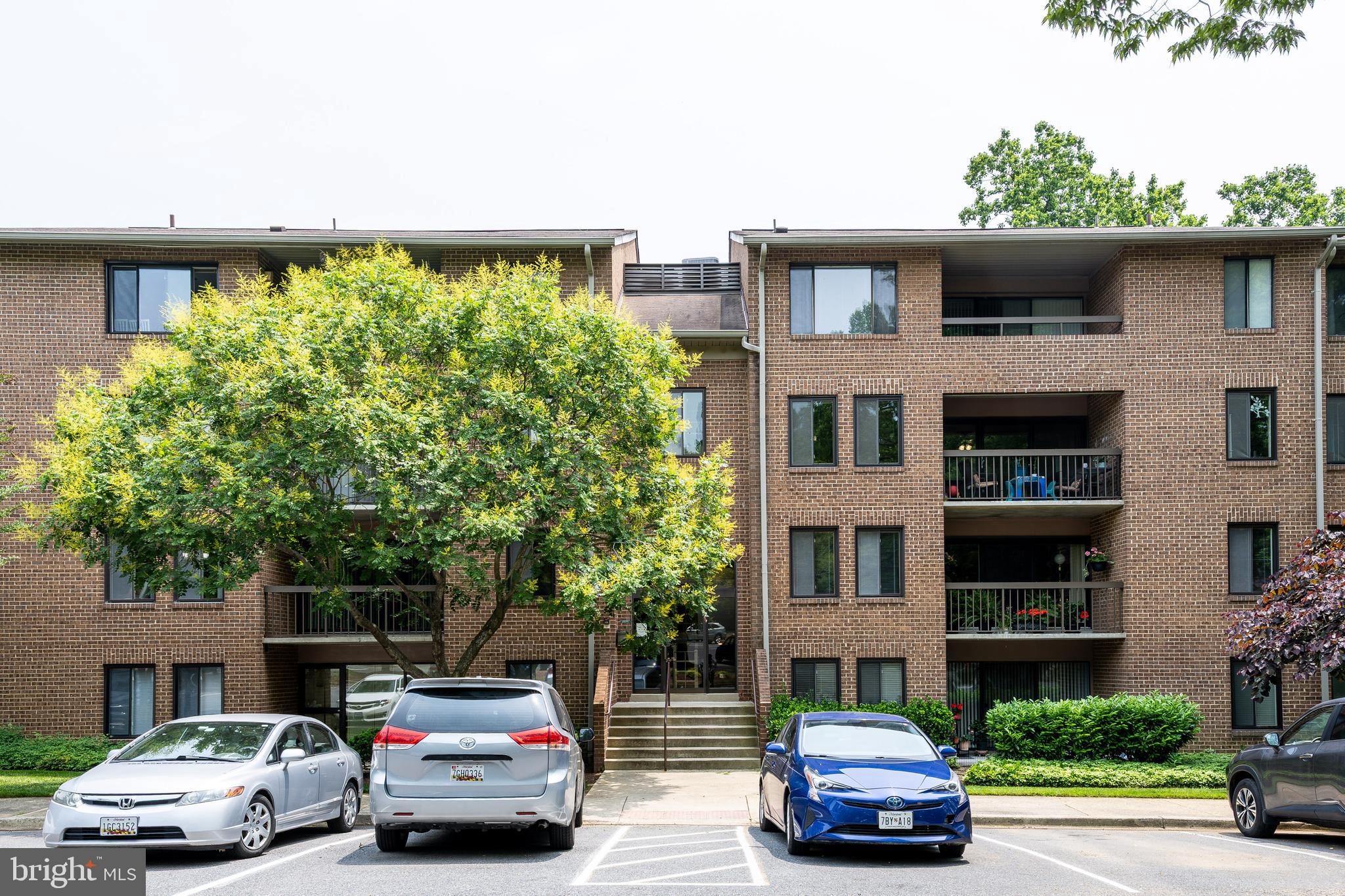 Don't miss this bright and spacious 2 bedroom, 2 bath condo located in the desirable Georgetown Village community in North Bethesda.This 2nd level walk up located in a secure building features new HVAC (Jan 2023), Sliding glass door replaced 2022, windows (2017) and renovated kitchen with all new refrigerator, dishwasher, oven-range ,counter tops and LVT flooring floors. (AUG 2024) Hardwood parquet floors throughout are covered by carpeting, washer/ dryer inside unit. Wonderful community amenites include swimming pool, tennis, tot lots and more. This prime location is conveniently located near shopping, restaurants, Whole Foods and easy access to Rockville Pike, 355, I-270, and Metro