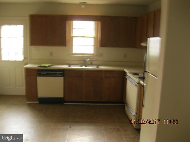 TIDEWATER VILLAGE - Residential Lease