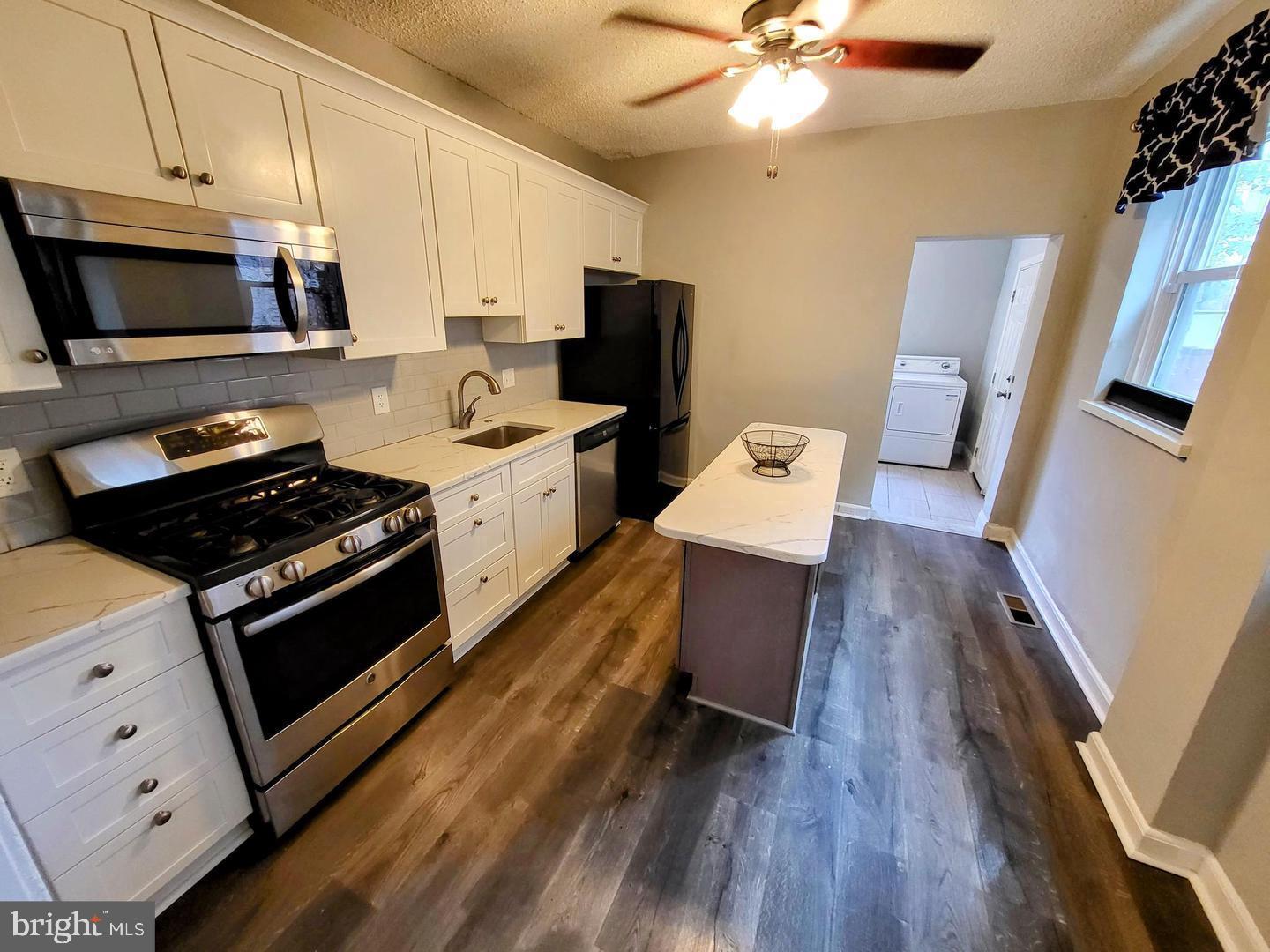 PHILADELPHIA (SOUTH) - Residential Lease