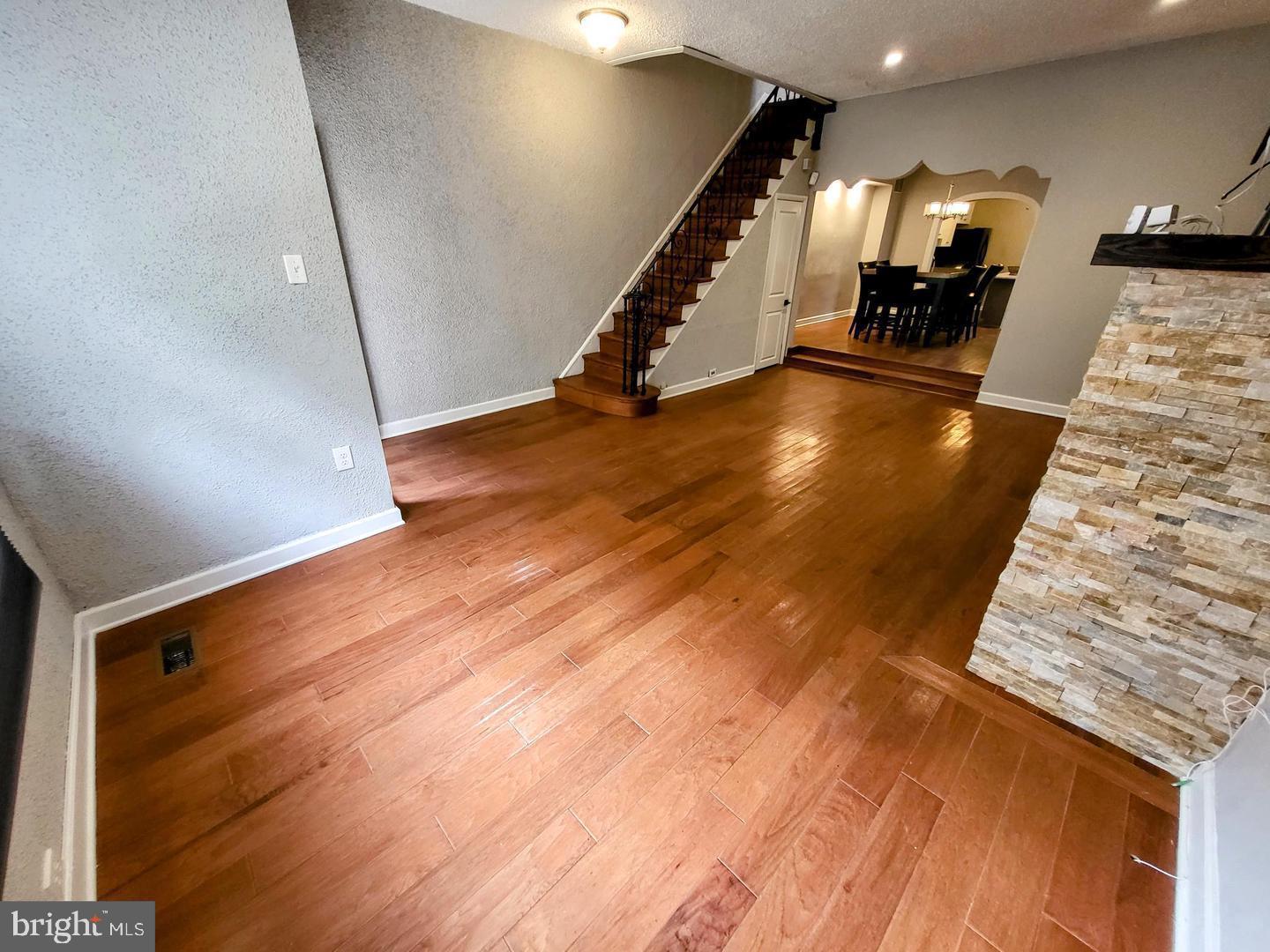 PHILADELPHIA (SOUTH) - Residential Lease