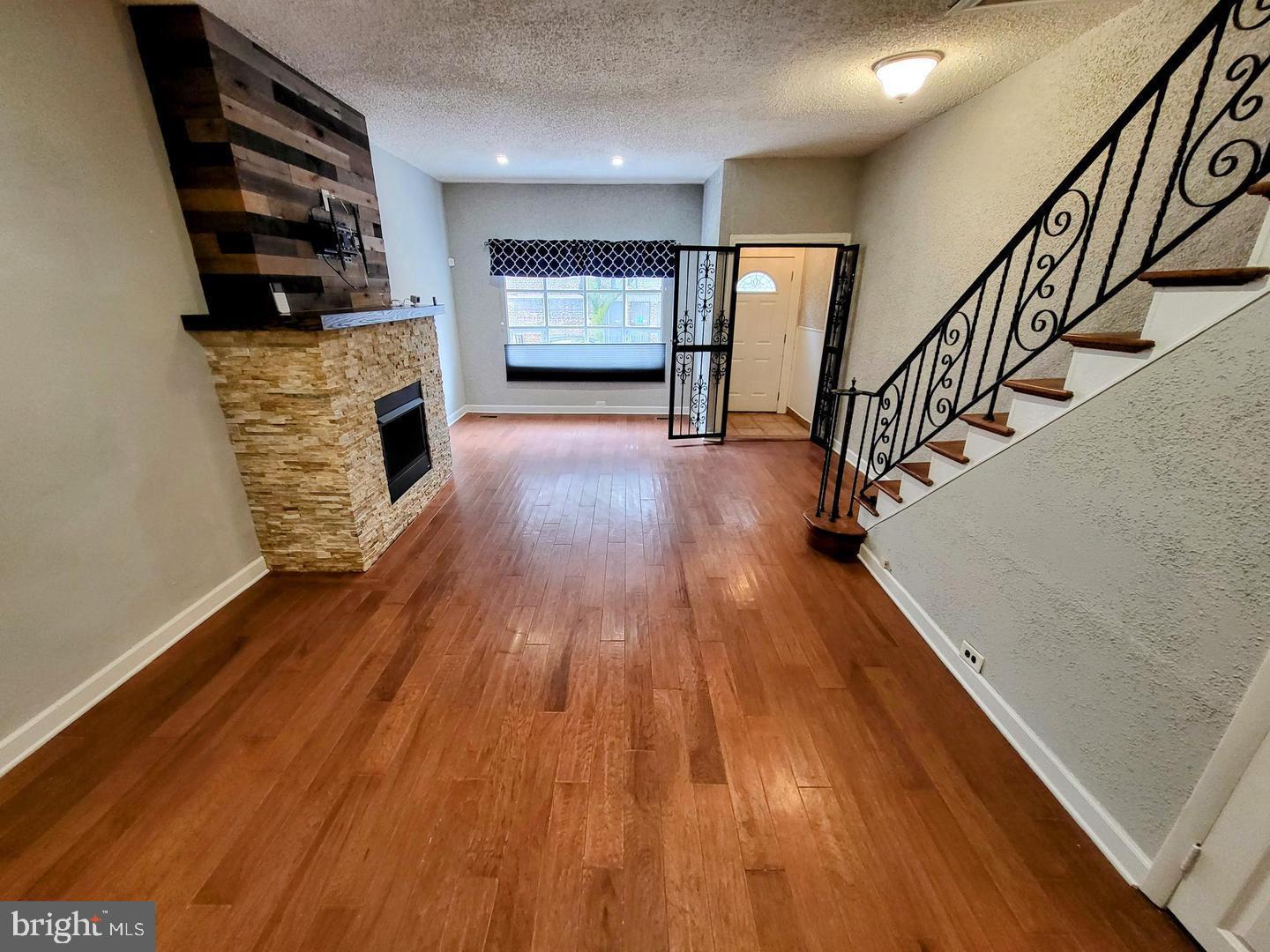 PHILADELPHIA (SOUTH) - Residential Lease