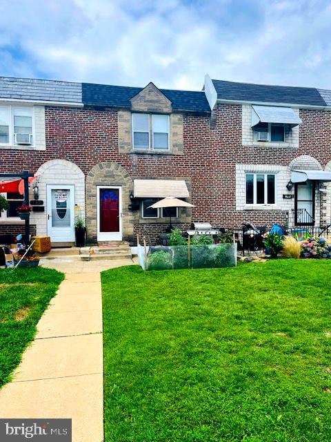 Charming and Well-Maintained a middle brick row home nestled in popular Westbrook Park community of Clifton Heights is ready for its new owners. This welcoming home with its classic charm is offering comfort, convenience, and a host of valuable updates.
Large front lawn greets you along with plush vegetable garden complimenting lovely front porch, ideal for grilling, relaxing and enjoying on those warm evenings. Step inside to find a cozy main floor adorned with plush carpeting, creating a warm and inviting living space, and new recessed overhead lighting. The kitchen is equipped with beautiful cabinets that offer ample storage space, sleek quartz counters, newer stainless steel appliances and the option to build a deck in the future. Open dining area perfect for meals and entertaining guests. Upstairs, you'll find three comfortable bedrooms with plush carpet each providing generous space and natural light. Nice size hall bathroom with a refreshed paint, vanity, lighting, and hardware that offers a clean and contemporary design, perfect for unwinding after a long day.
The finished basement offers additional living space —perfectly situated for a recreation room, home office, or gym. There is also utility/laundry room, access to rear entrance, private one car driveway parking and attached 1 car garage. A convenient half-bath in the basement adds extra ease and functionality. Located within walking distance to schools and public transportation, and just minutes from parks, shopping, schools, dining, and major commuter routes, this home offers the ultimate in suburban convenience.