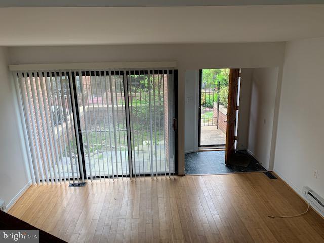 MOUNT VERNON PLACE HISTORIC DISTRICT - Residential Lease