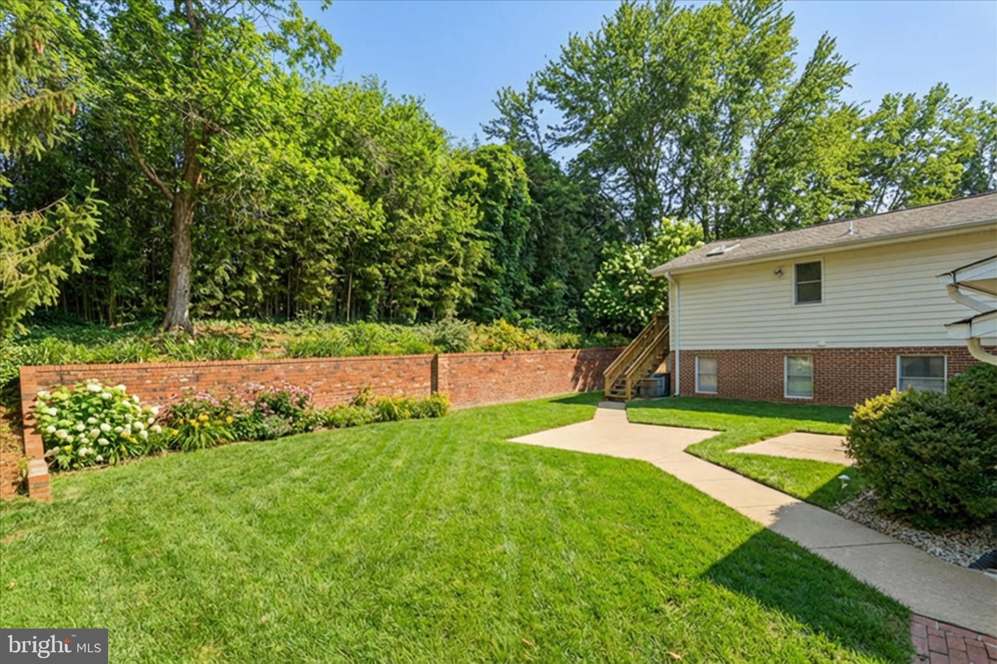 BARRISTERS PLACE - Residential