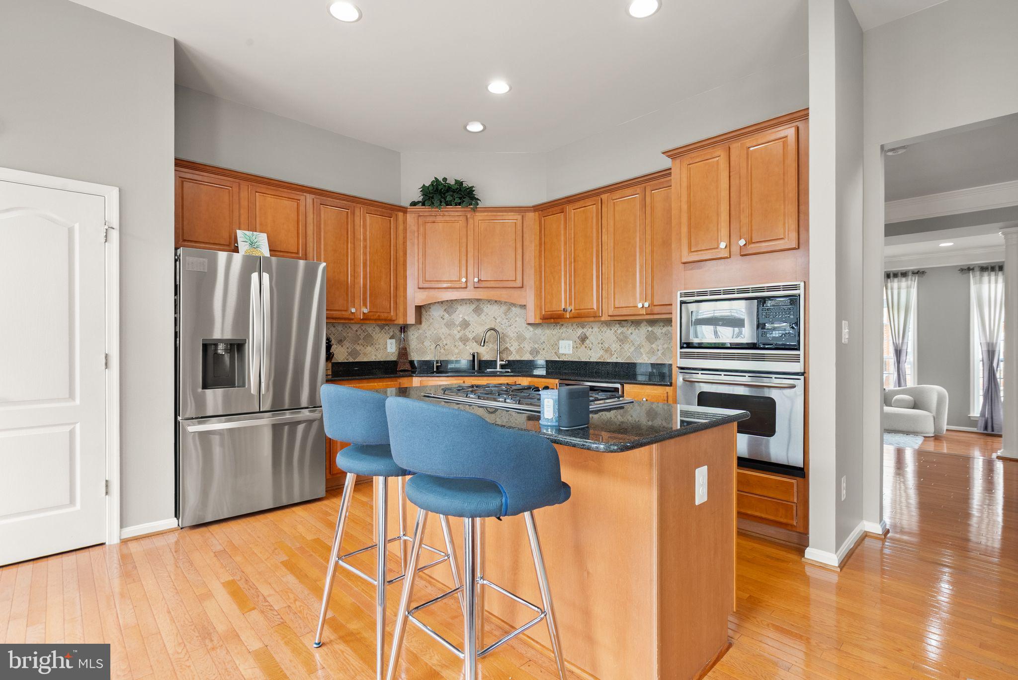 22016 DILWORTH SQUARE