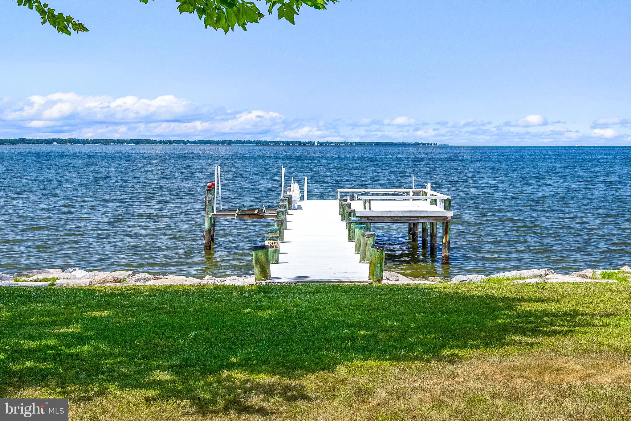 HOLLAND POINT - Residential