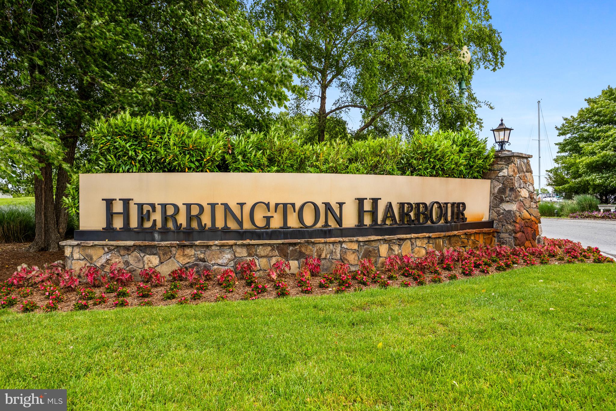 HOLLAND POINT - Residential