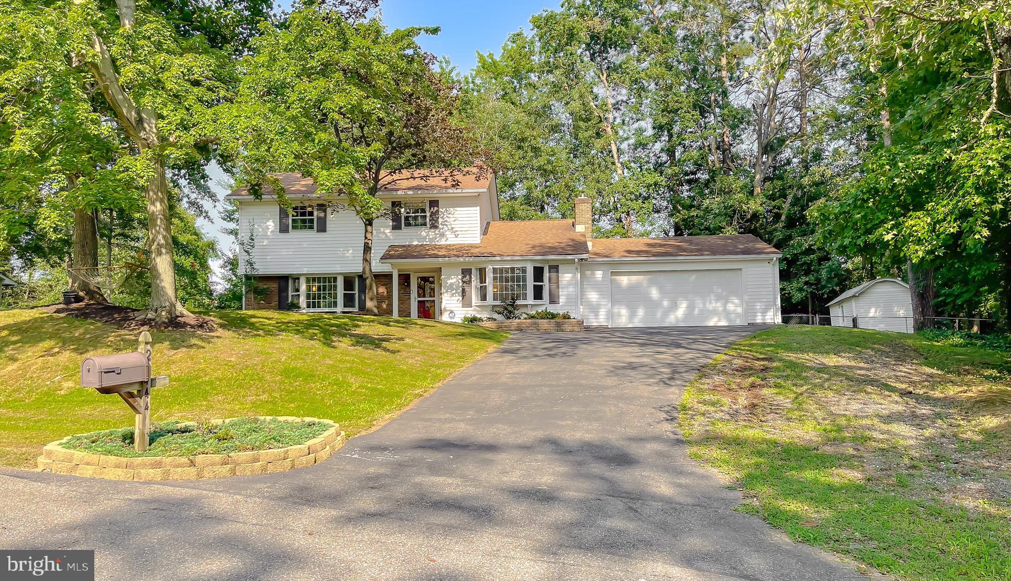 21444 MORRIS DRIVE