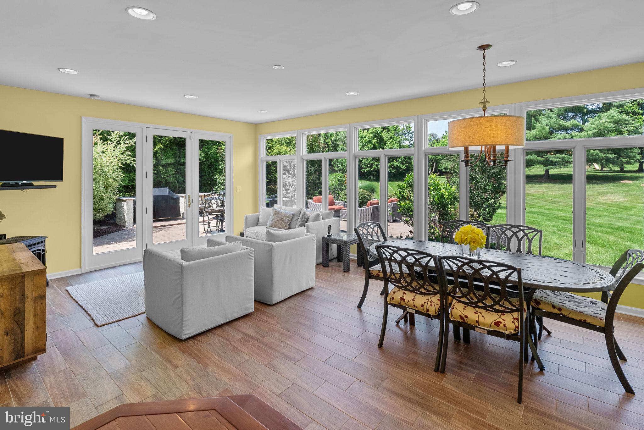 STONEY FORD ESTATE - Residential