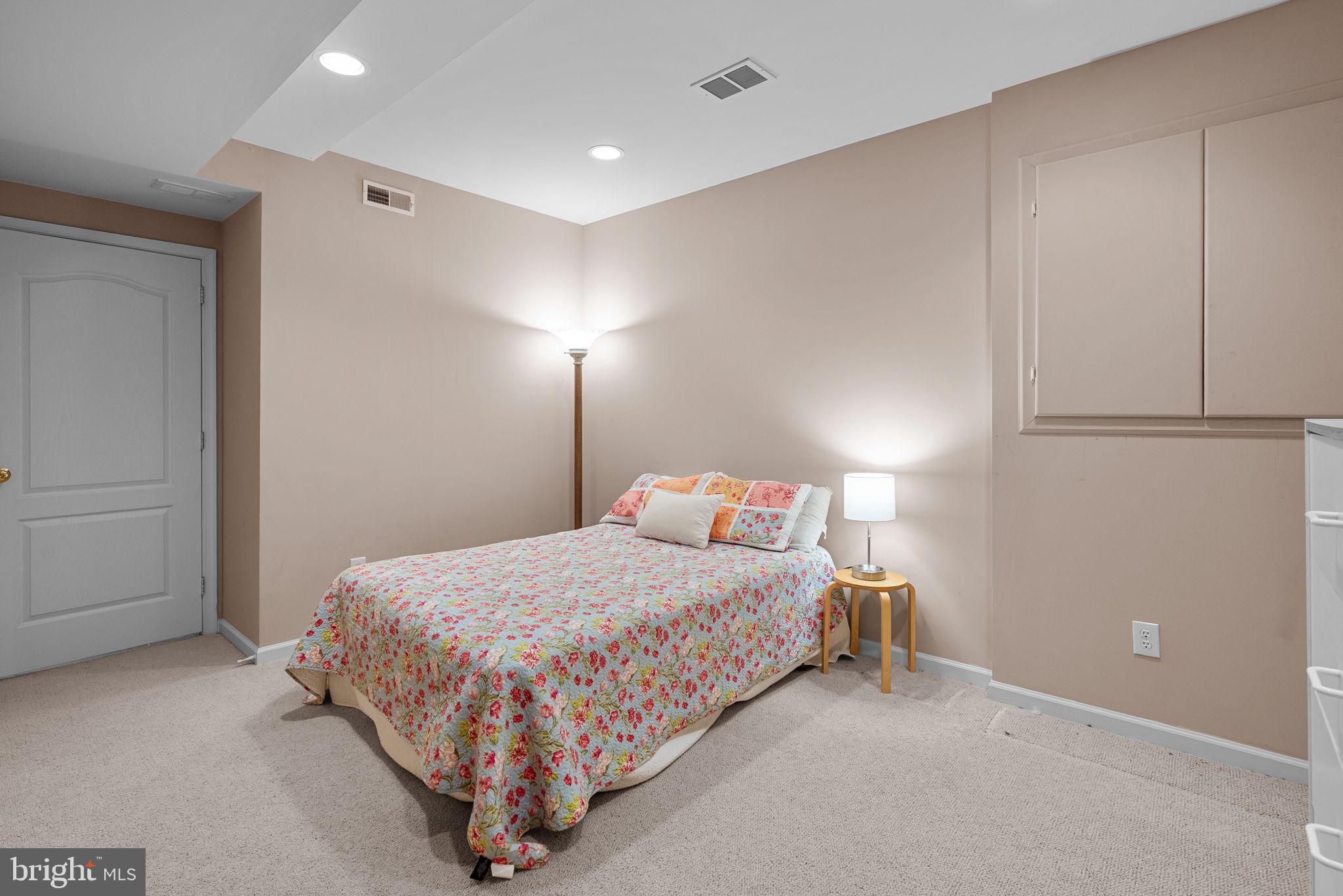 STONEY FORD ESTATE - Residential