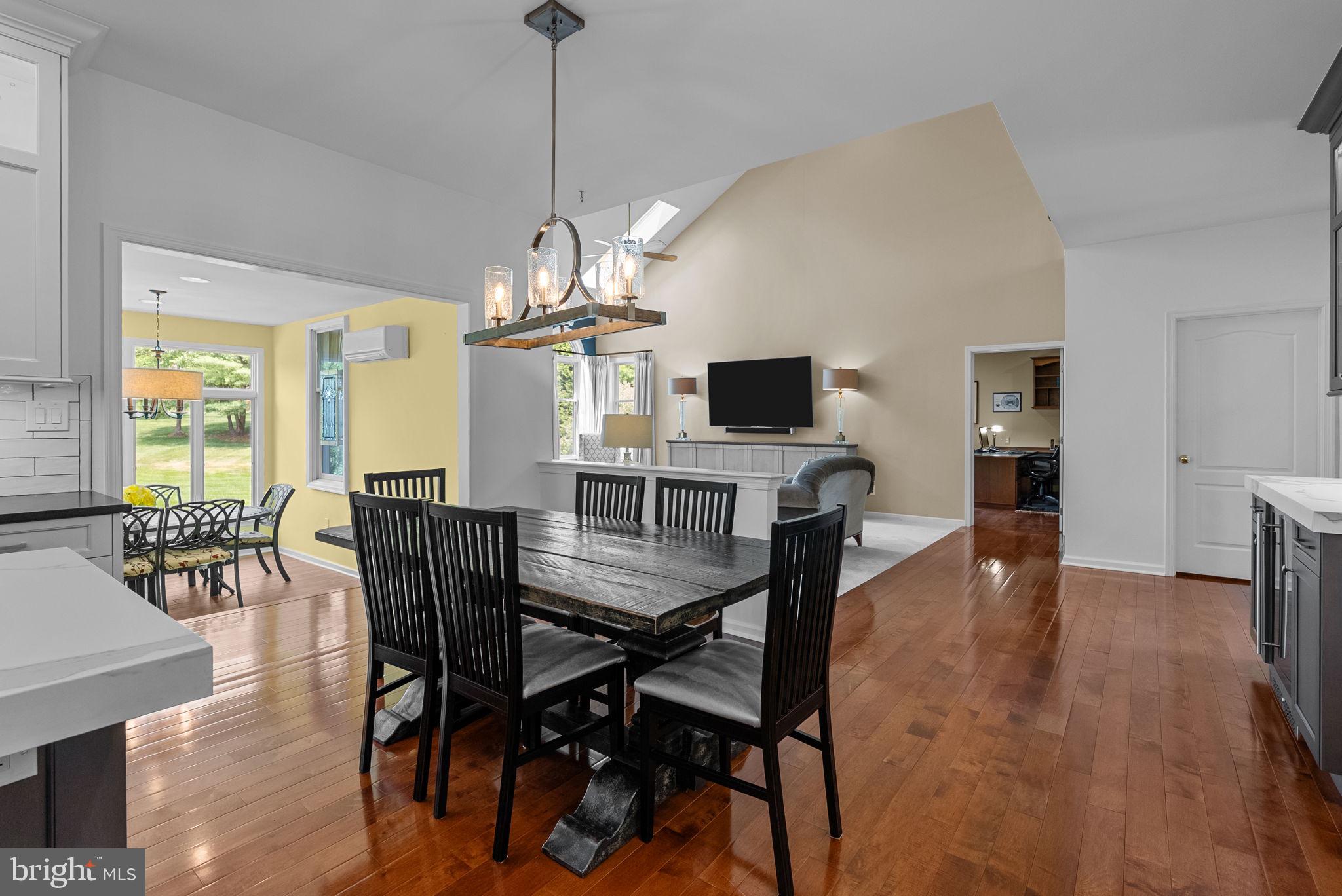 STONEY FORD ESTATE - Residential