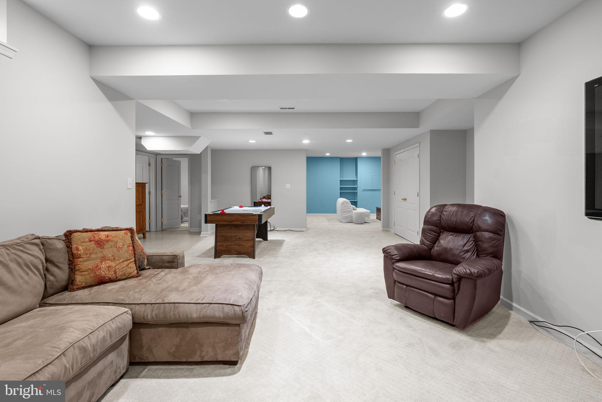 STONEY FORD ESTATE - Residential