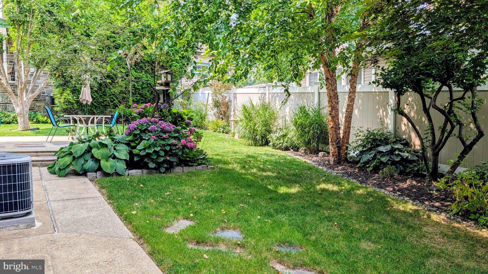 333 W RIDLEY AVENUE