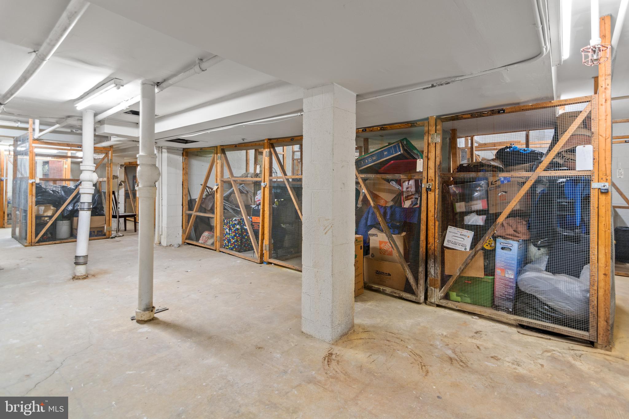 AMERICANA CENTRE - Residential