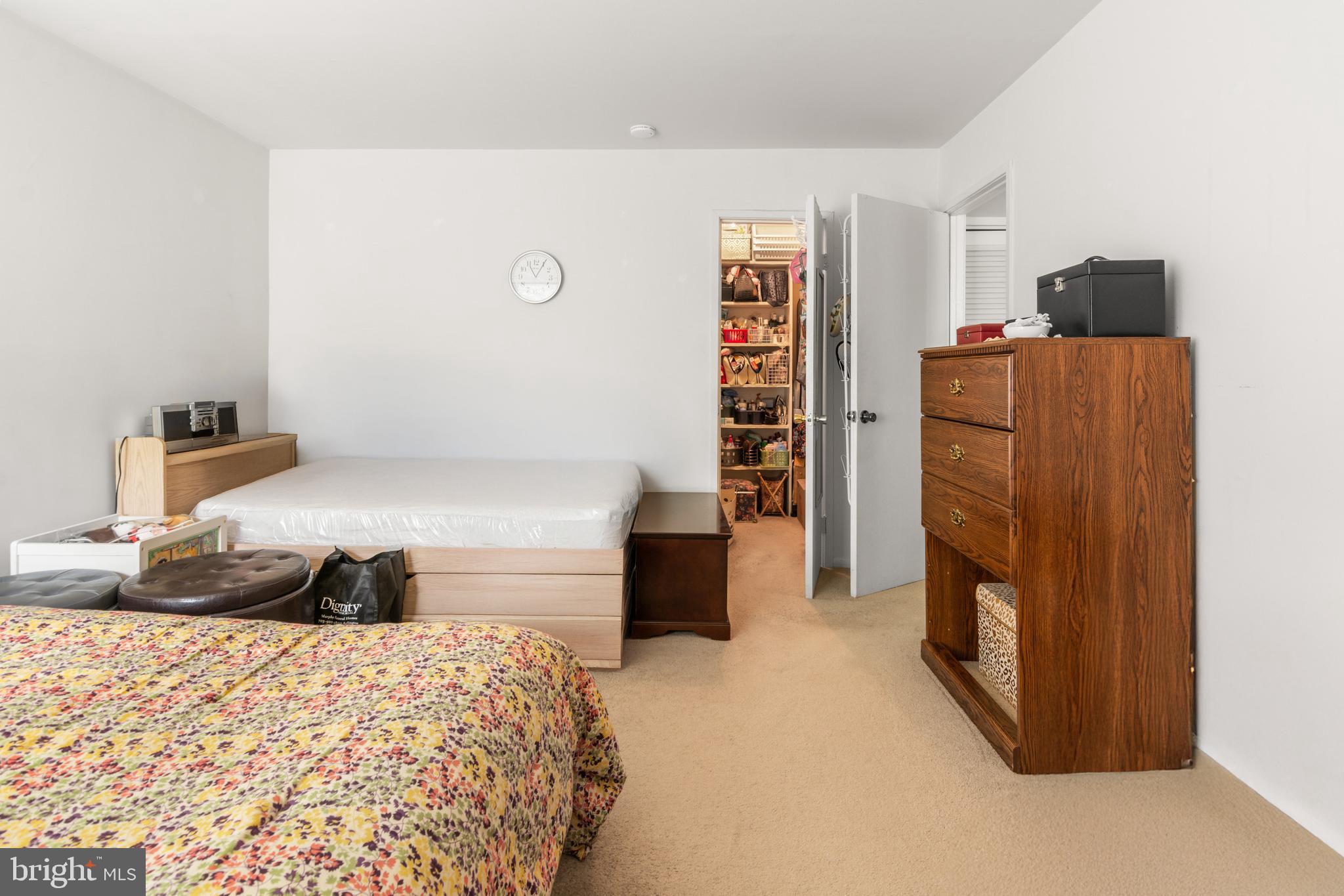 AMERICANA CENTRE - Residential