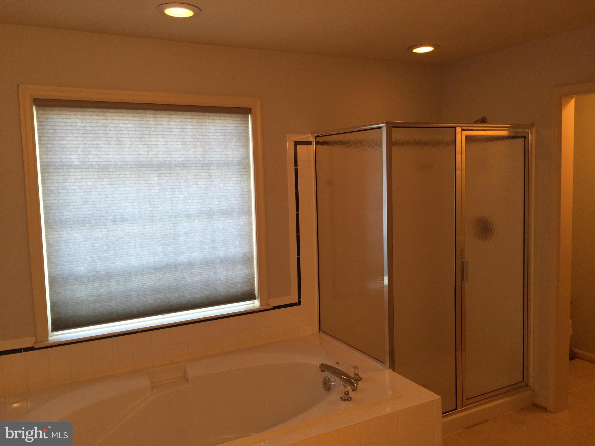 PELHAM'S CROSSING - Residential Lease