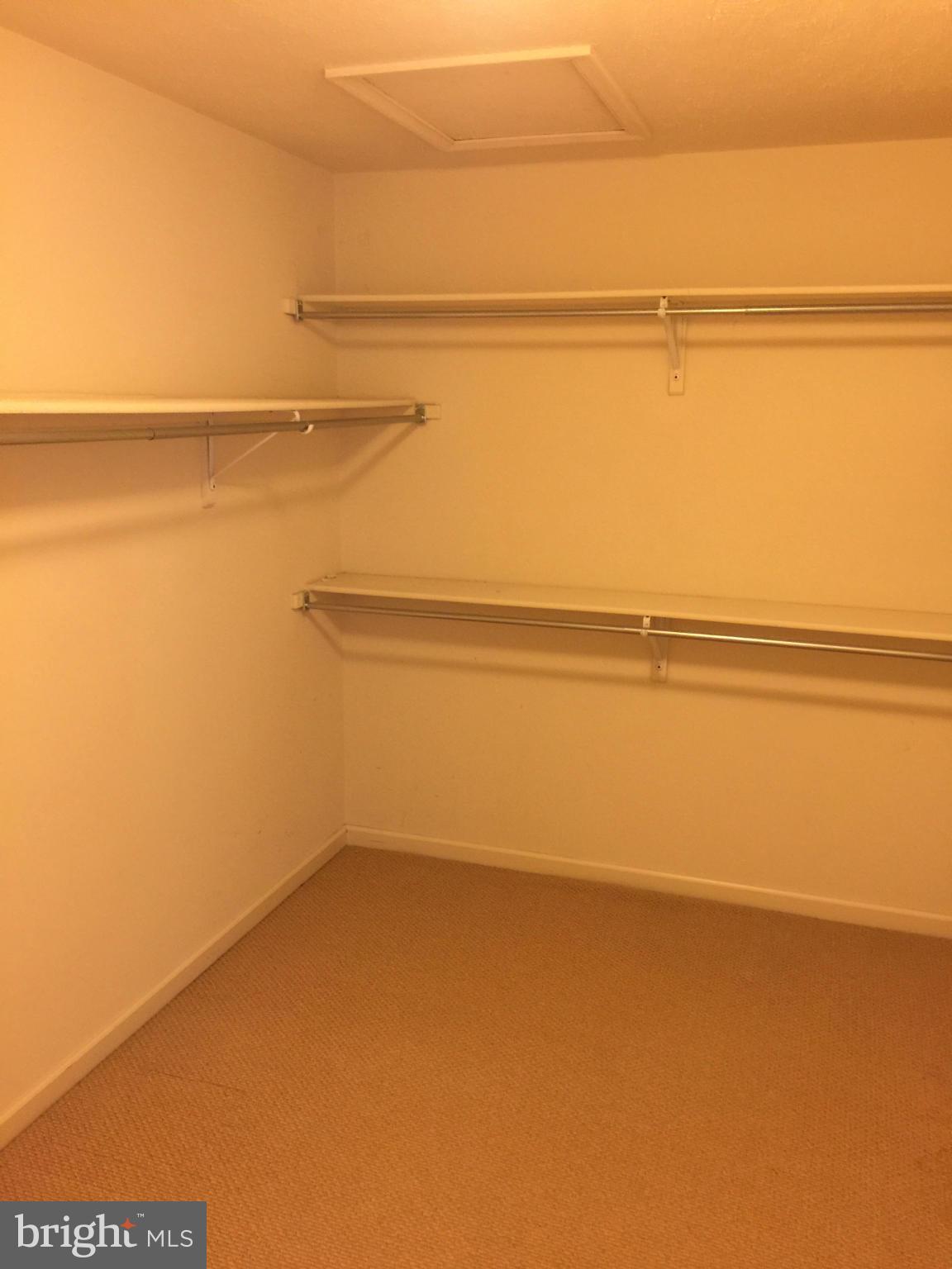 PELHAM'S CROSSING - Residential Lease