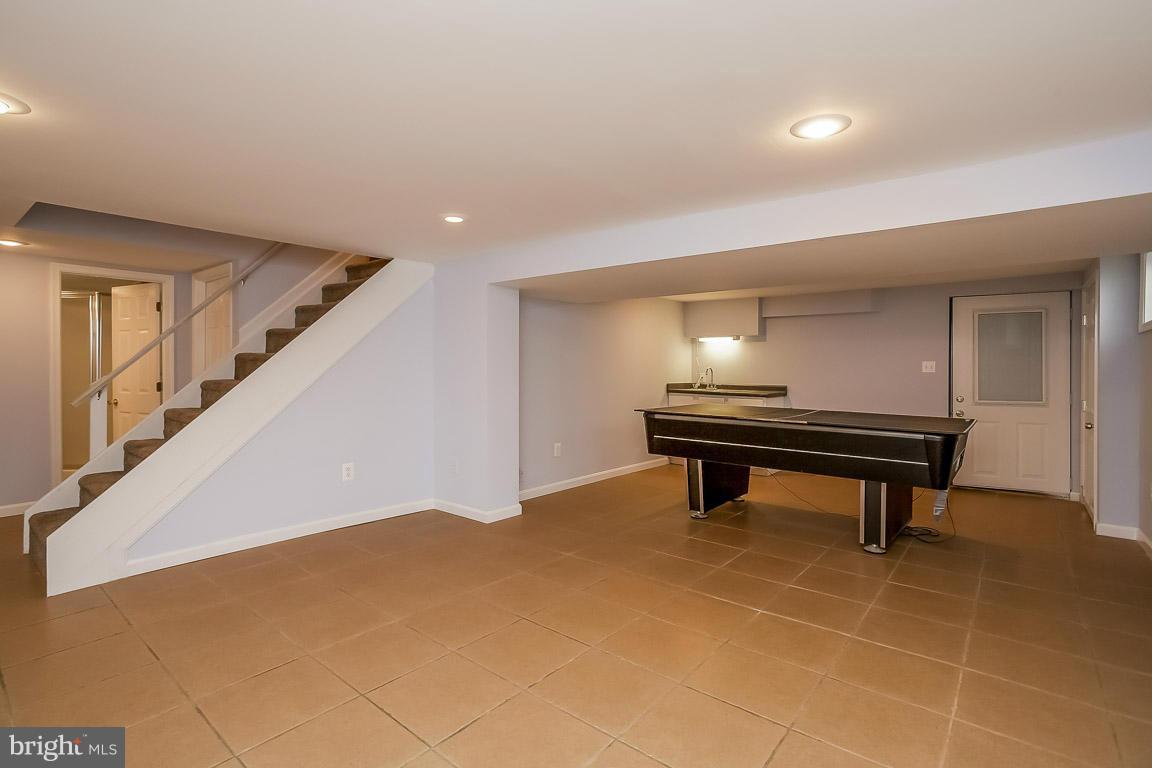 CALIFORNIA GROVE - Residential