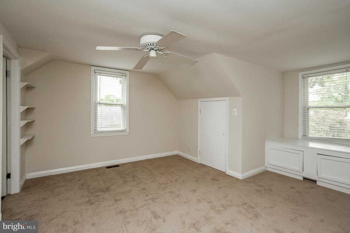 CALIFORNIA GROVE - Residential