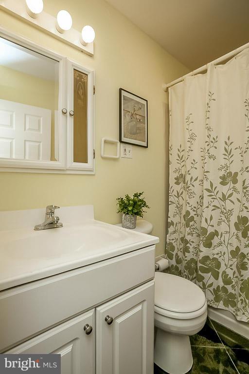 CALIFORNIA GROVE - Residential