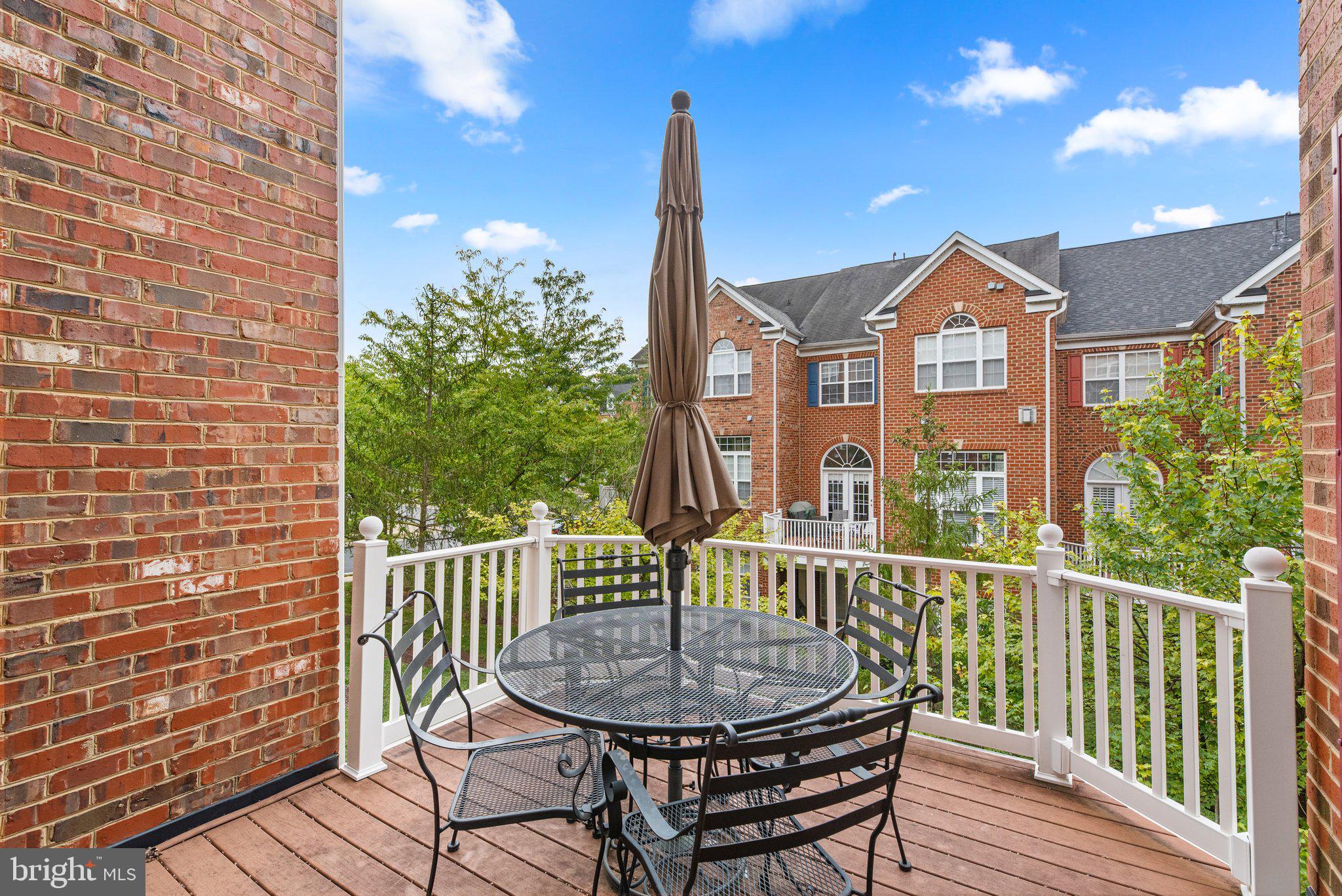 THE VINEYARDS OF ANNAPOLIS - Residential