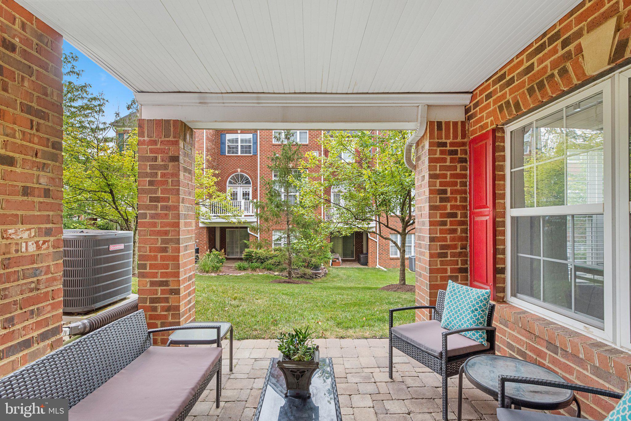 THE VINEYARDS OF ANNAPOLIS - Residential