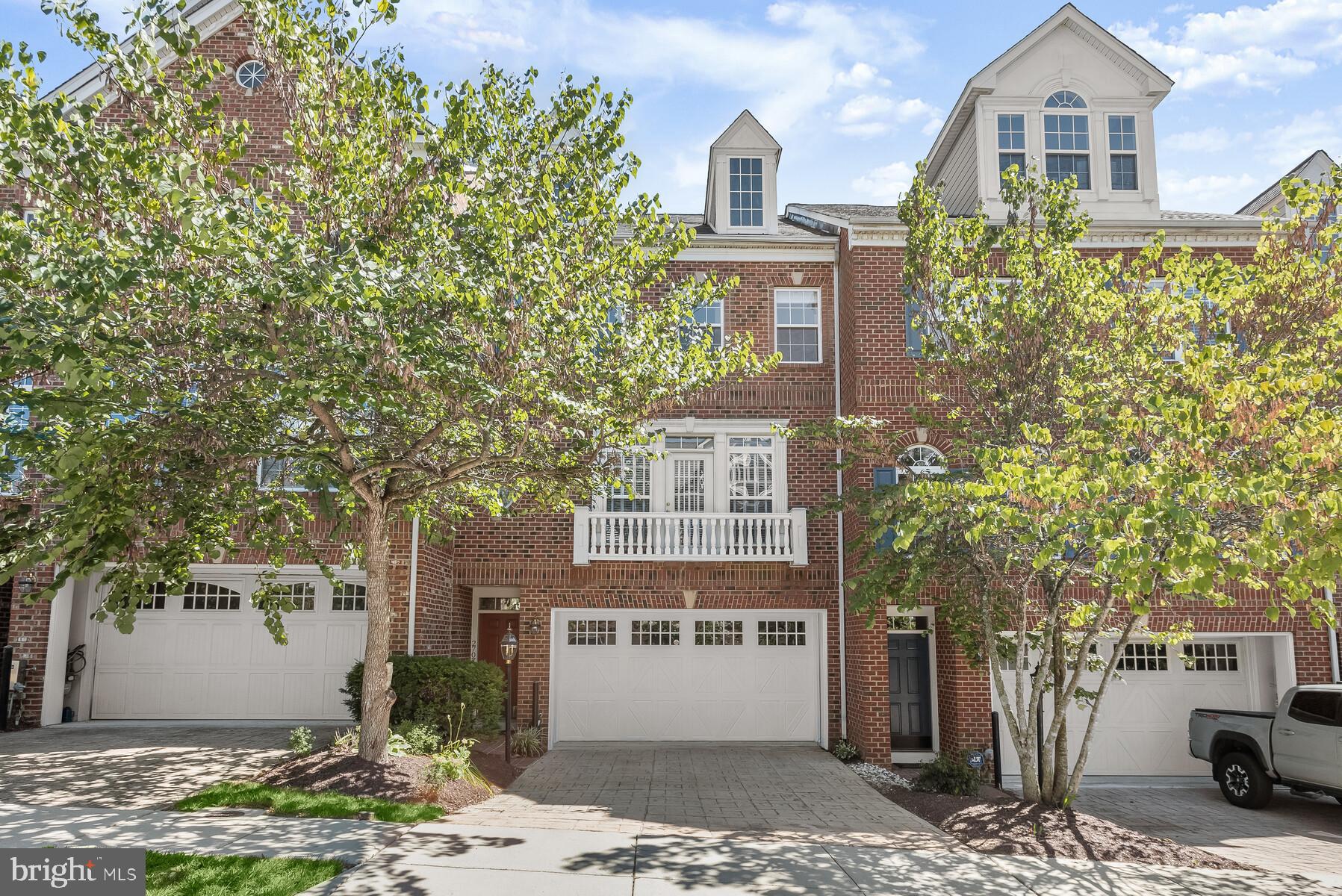 THE VINEYARDS OF ANNAPOLIS - Residential