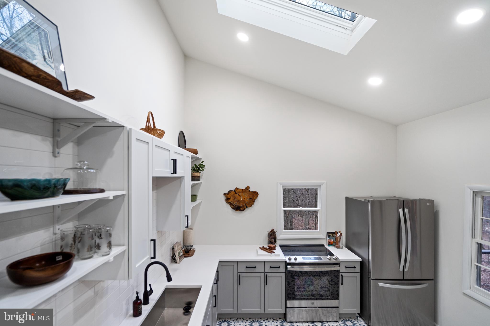 CAPON RIVER VISTA - Residential